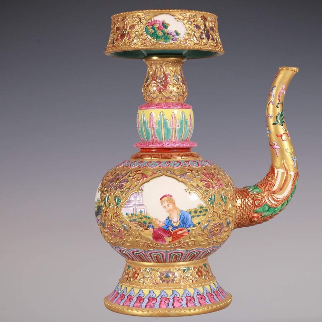 An Exquisite Enamel Lotus Pattern Character and Story Pattern Ewer - 5