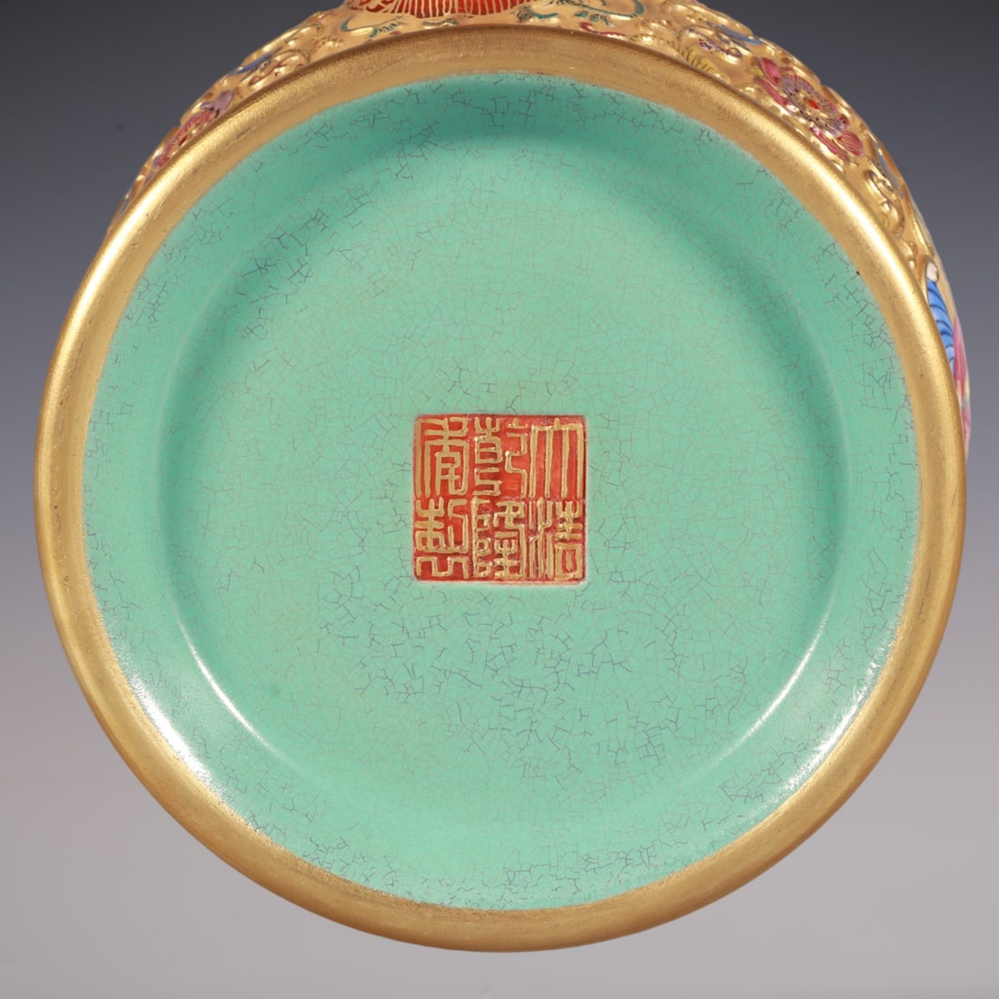 An Exquisite Enamel Lotus Pattern Character and Story Pattern Ewer - 8
