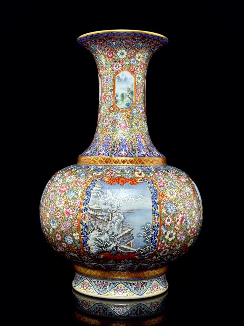 An Exquisite Enamel Flower Pattern Landscape Pattern Vase - 3