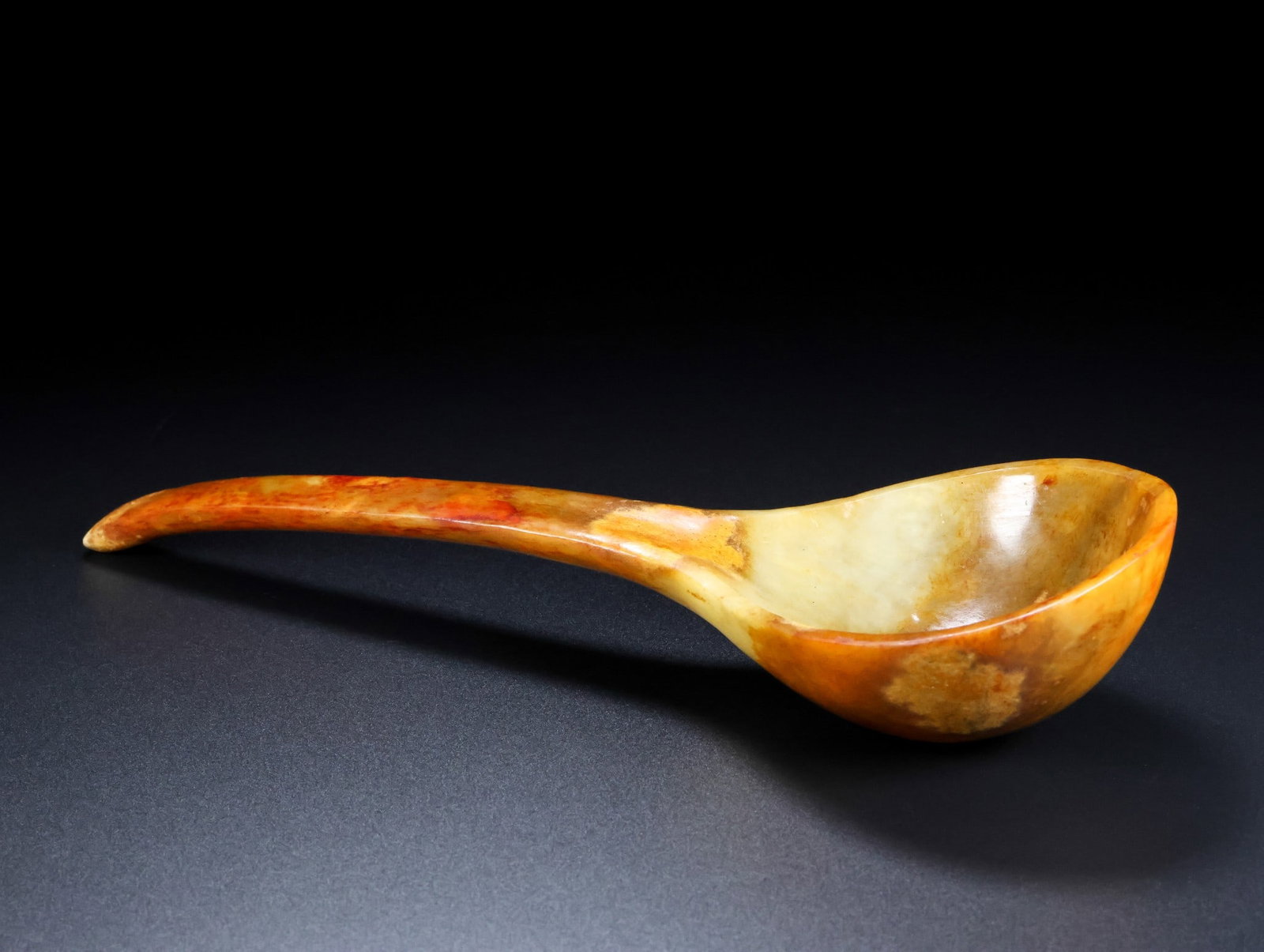An Exquisite White Jade Spoon - 5