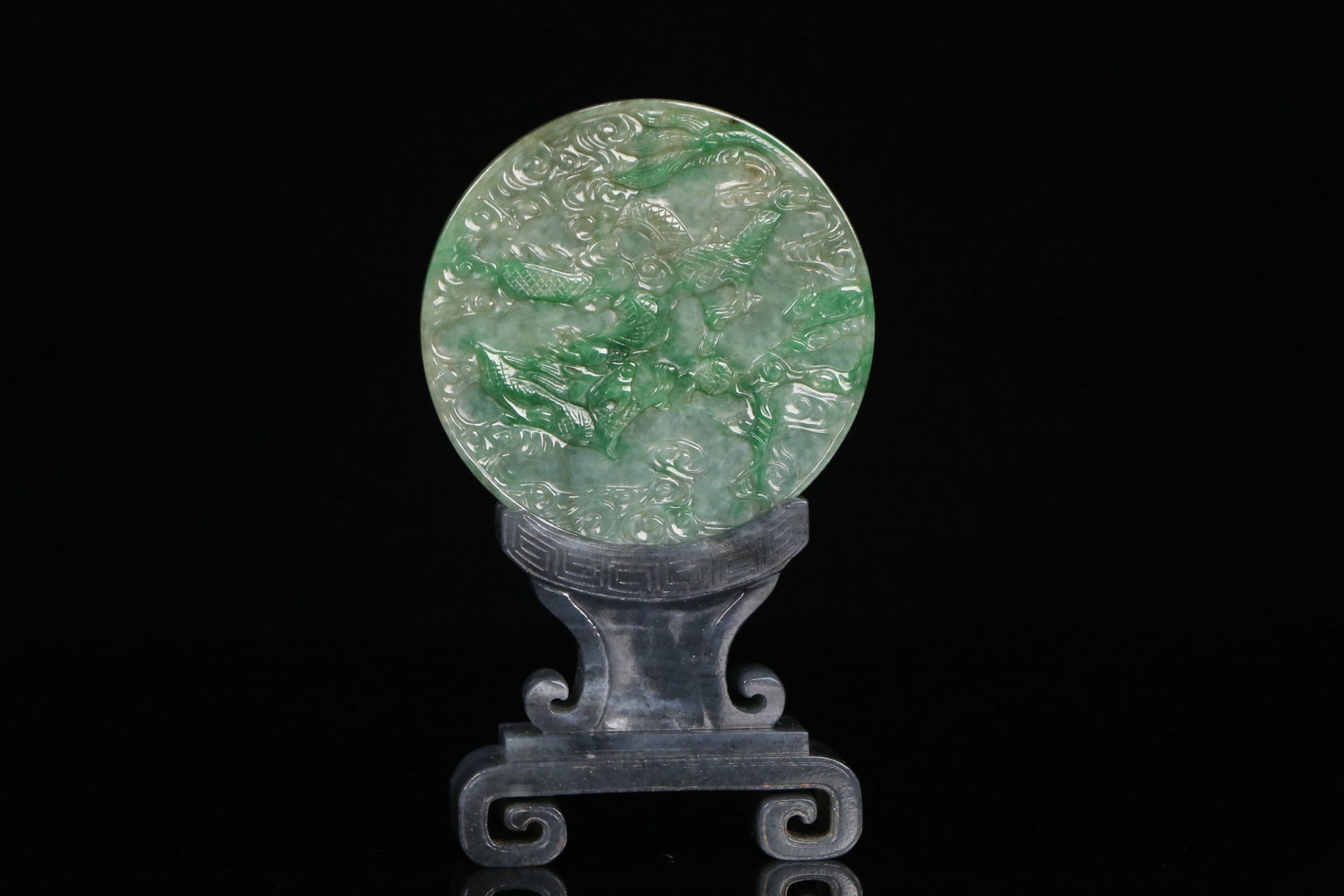 An Exquisite Jadeite Dragon and Phoenix Pattern Screen - 2