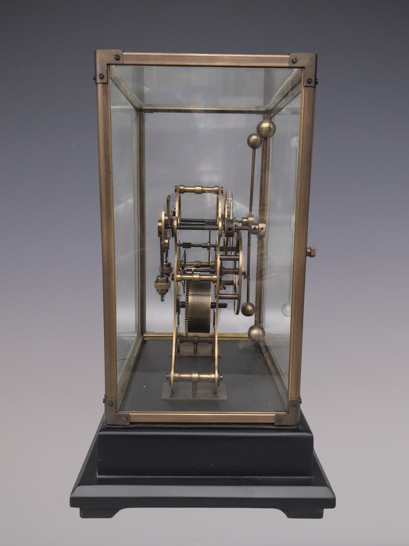 An Exquisite Bronze Clock - 2