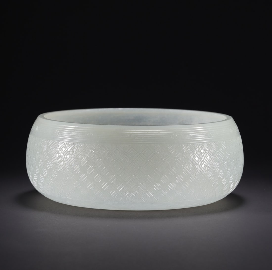 An Exquisite White Jade Brush Washer - 2