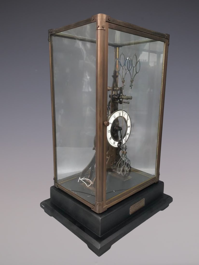 An Exquisite Bronze Clock - 6