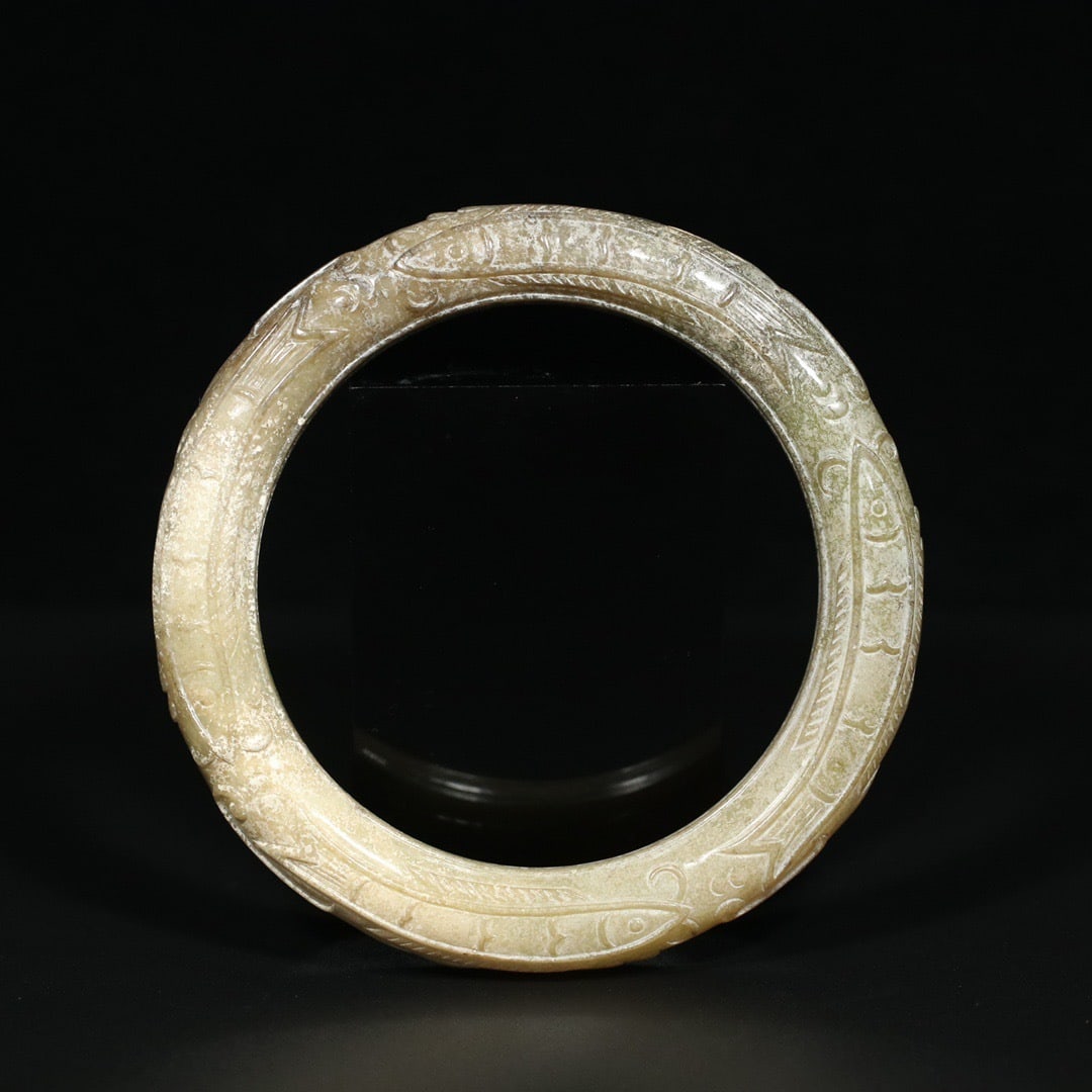 An Exquisite White Jade Fish Pattern Bracelets - 2