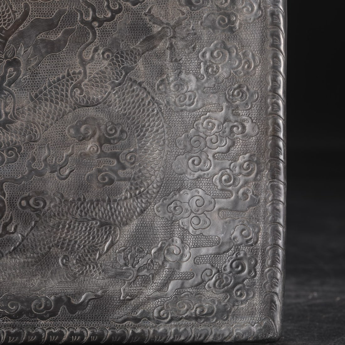 An Exquisite Ding yao Dragon Pattern Ornament - 5