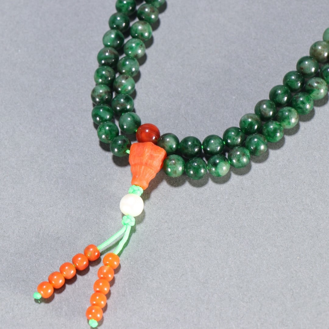 An Exquisite Jadeite Bracelets - 2