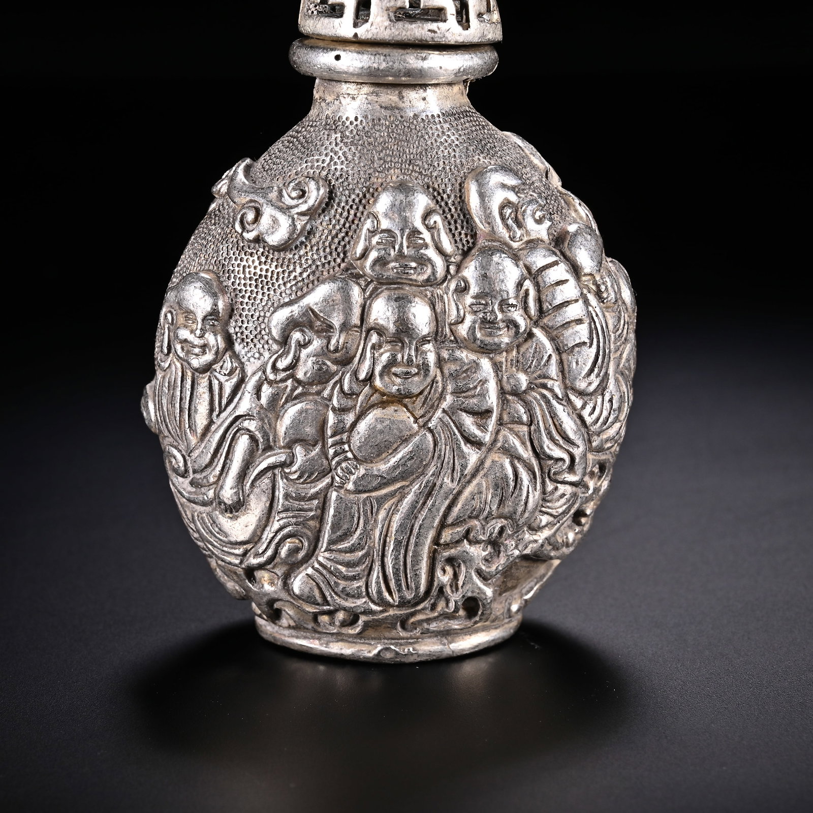 An Exquisite Silver Bronze Figure Pattern Snuff Bottle - 2