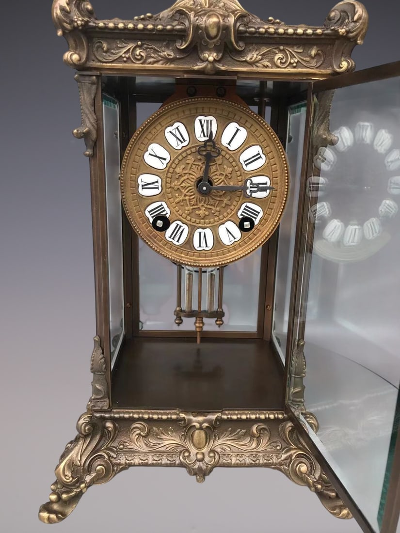 An Exquisite Bronze Lotus Pattern Clock - 7