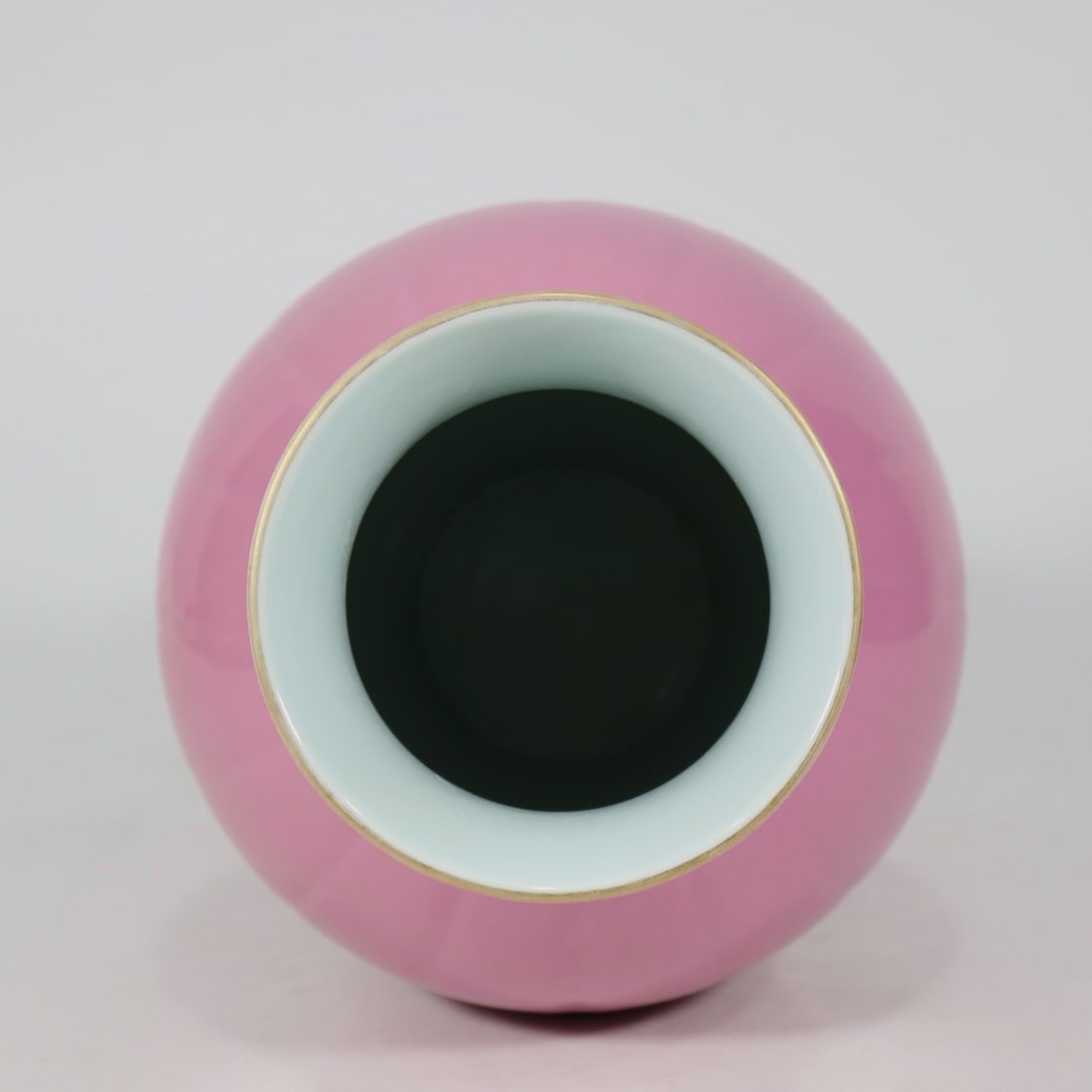 An Exquisite Ruby Red-Glazed Vase - 3