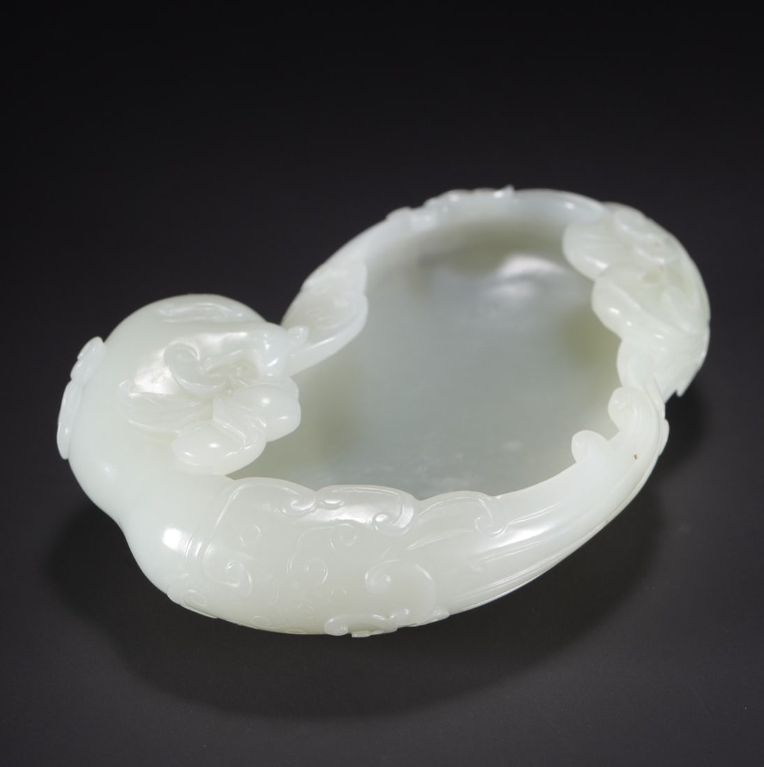 An Exquisite White Jade Phoenix Pattern Brush Washer - 6