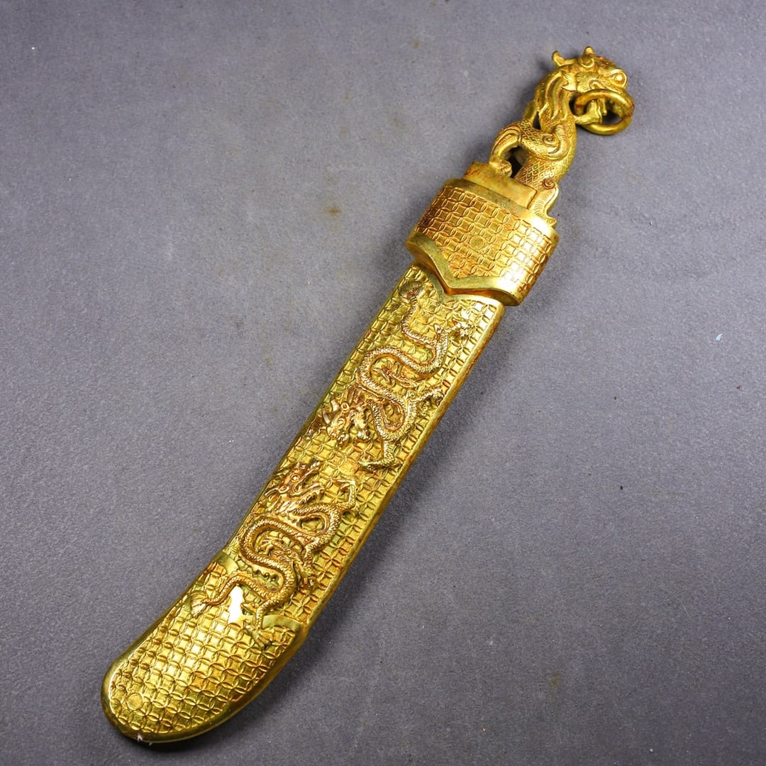 An Exquisite Gilt Bronze Dragon Pattern Sword - 3