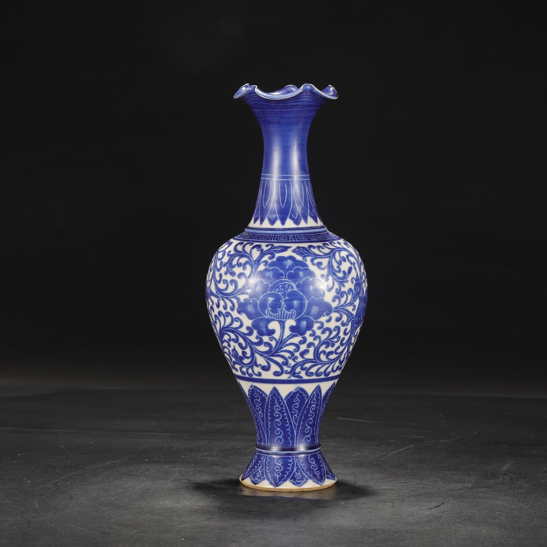 An Exquisite Ding yao Lotus Pattern Vase - 7