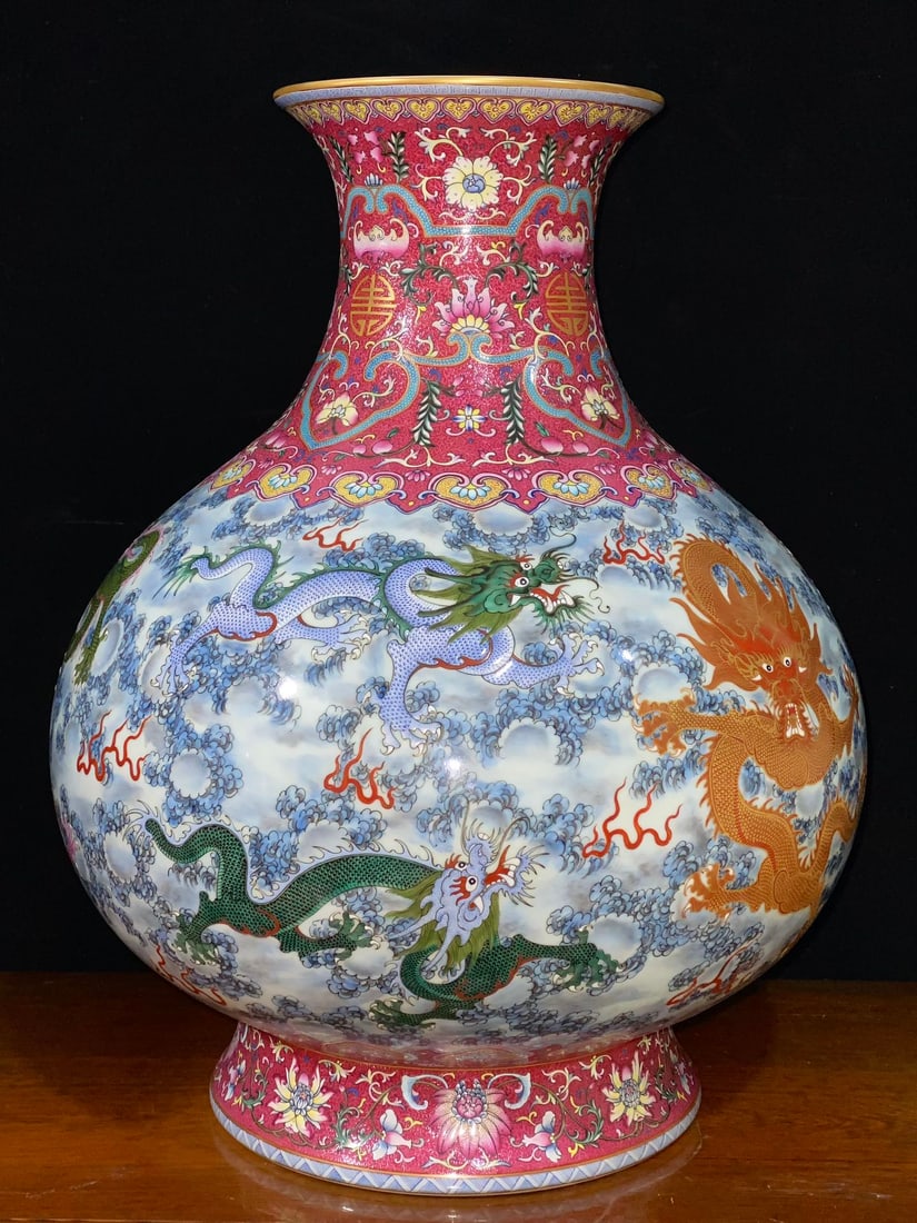 An Exquisite Ruby Red-Glazed Bats and Peach Pattern Lotus Pattern Dragon Pattern Vase - 5