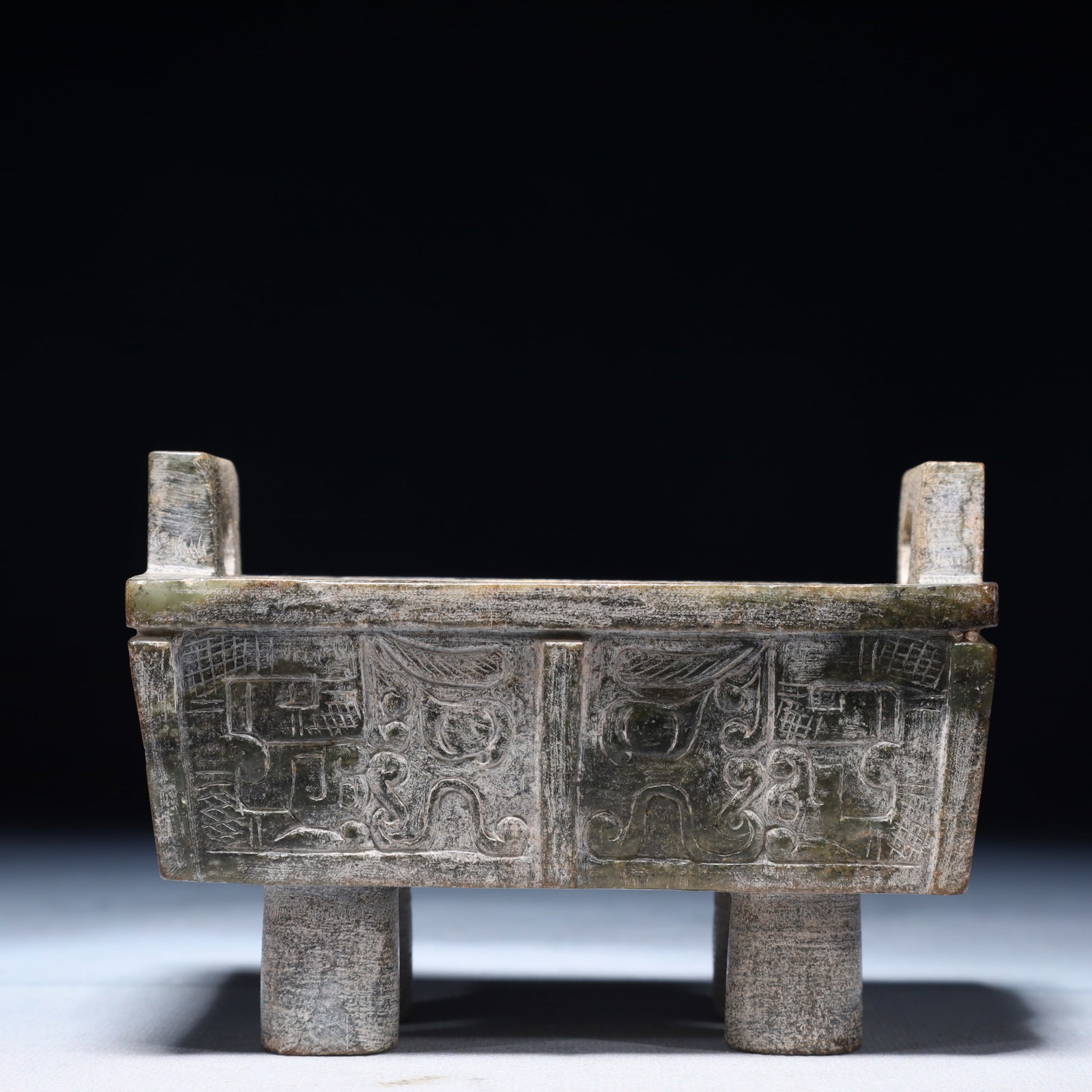 An Archaic Archaic Jade Beast-Face Pattern Double-Ears Censer (1 of 6)