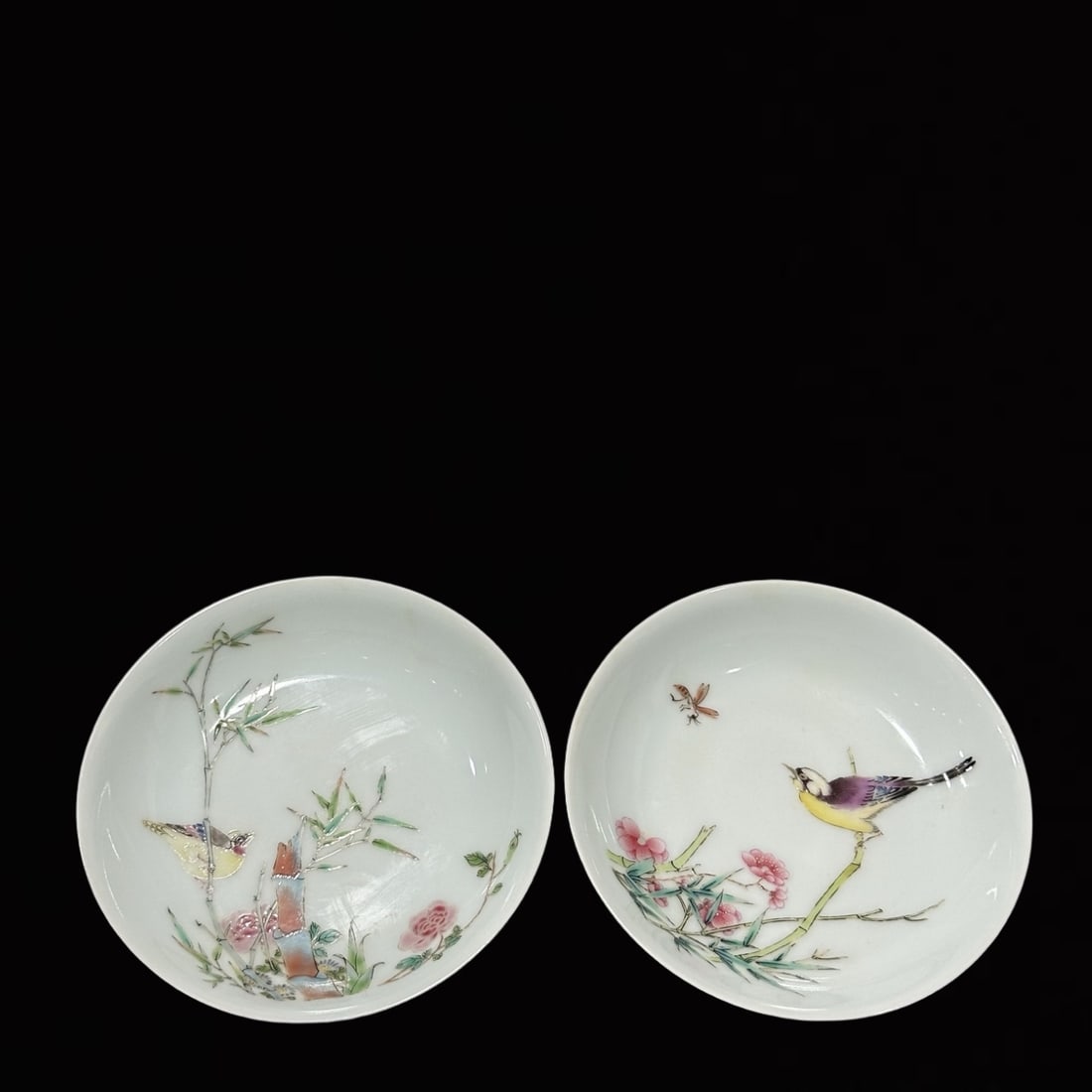 A Pair of Exquisite Enamel Flower and Bird Pattern Plates: A Pair of Exquisite Enamel Flower and Bird Pattern Plates,Qing Dynasty,China,Yongzheng Six-character Mark,Size:0.9inx4.8in