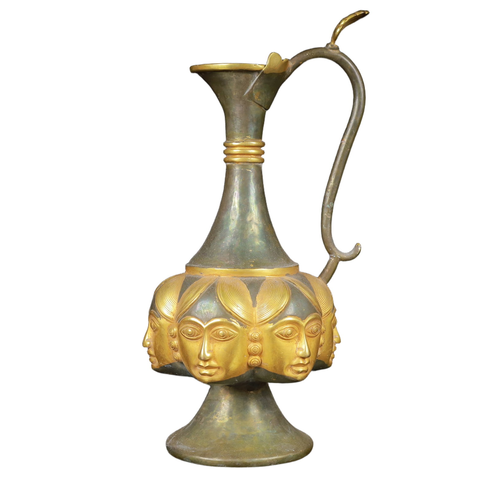 An Exquisite Gilt Silver Figure-Face Pattern Ewer: An Exquisite Gilt Silver Figure-Face Pattern Ewer,Qing Dynasty,China,Size:4.7inx9.1in,Weight:700g 银鎏金人面纹执壶,中国清代