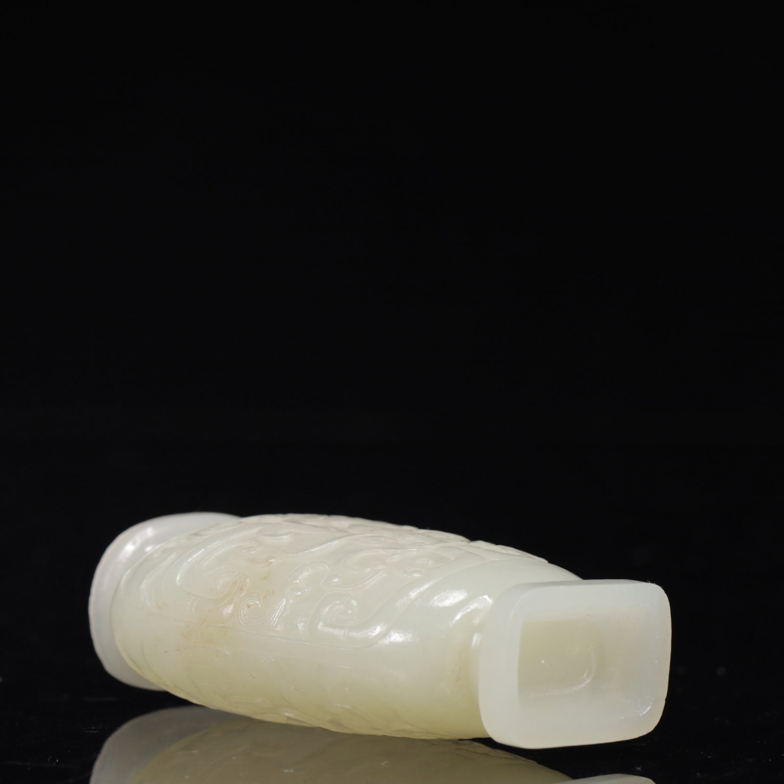 An Exquisite White Jade Lotus Pattern Vase - 9