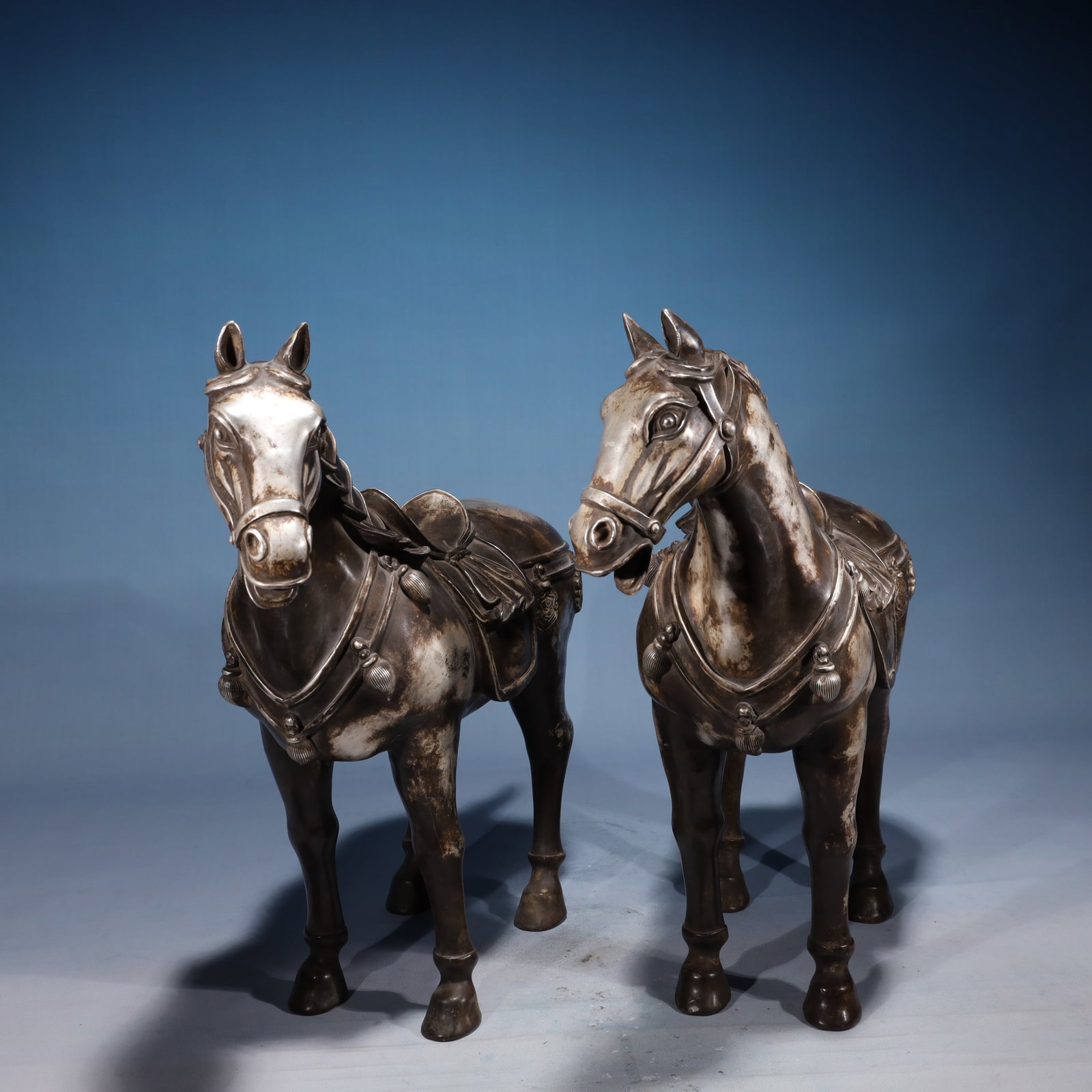 A Pair of Exquisite Silver-plated Bronze Horse Ornaments: A Pair of Exquisite Silver-plated Bronze Horse Ornaments,Qing Dynasty,China,Size:22.8inx7.9inx19.7in,Weight:26600g
