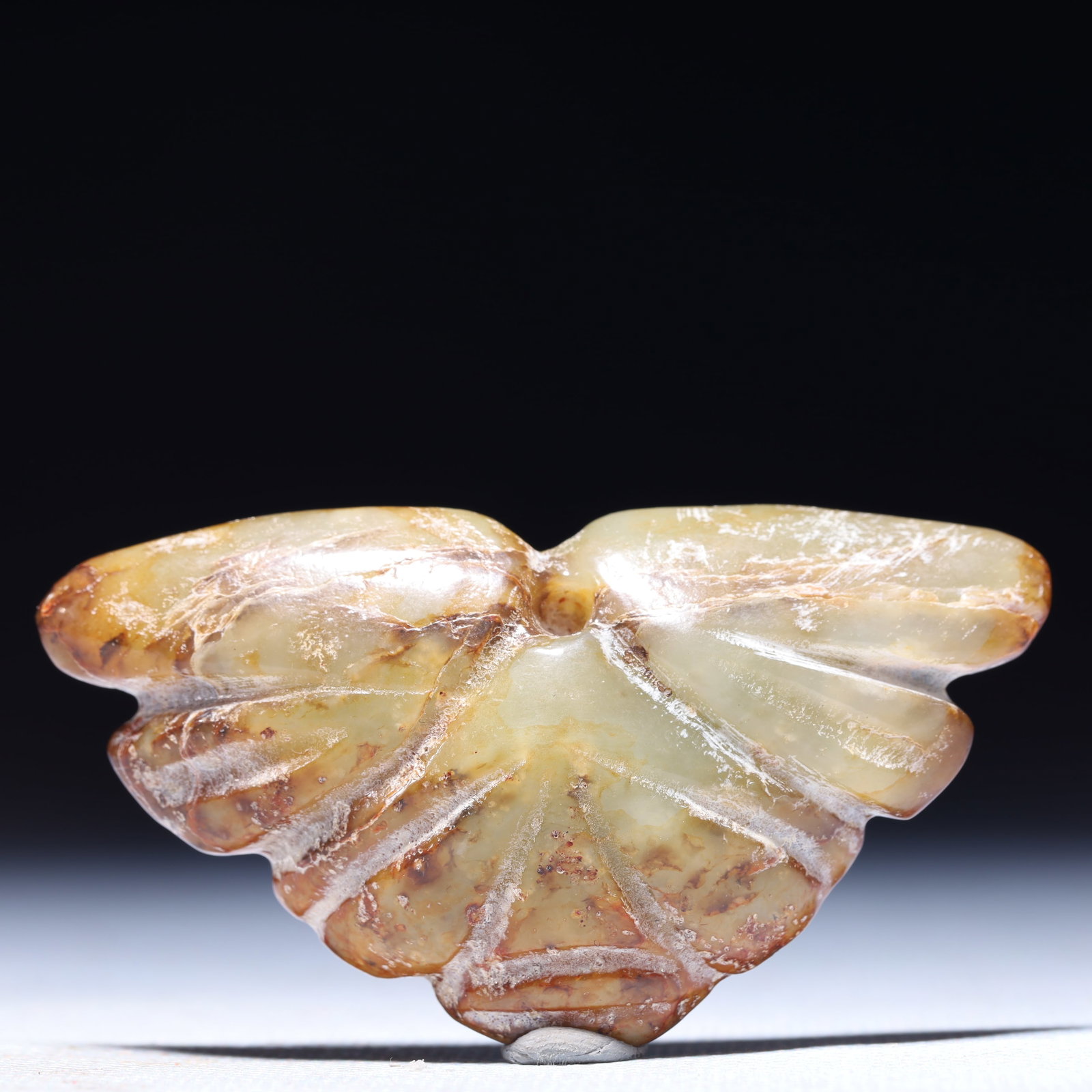 An Archaic Hongshan Culture Green Jade Butterfly Pendant: An Archaic Hongshan Culture Green Jade Butterfly Pendant,Ancient Time,China,Size:2.8inx0.4inx1.5in,Weight:54g
