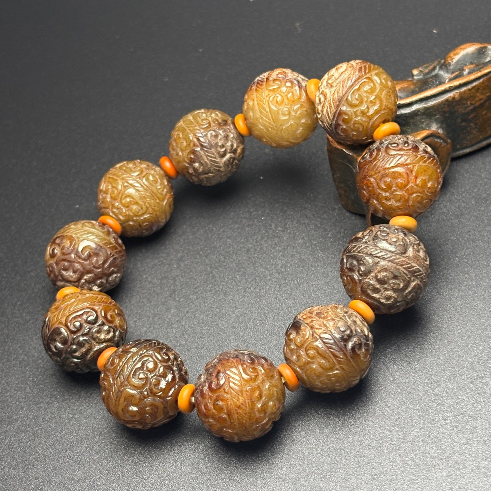 An Exquisite Archaic Jade Auspicious Cloud Pattern Bracelet - 4