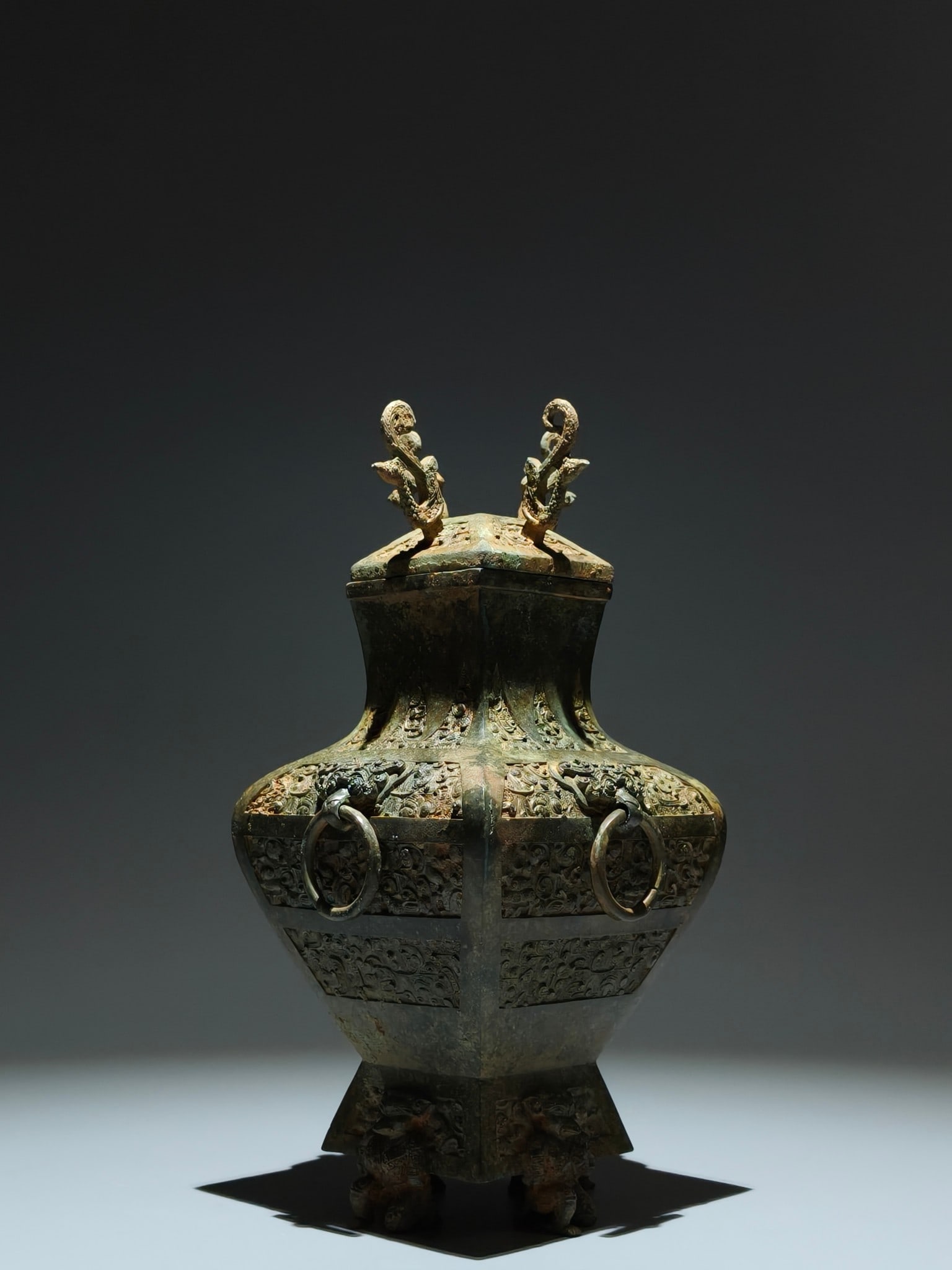 An Archaic Bronze Beast-Face Pattern Beast-Ears Pot - 3