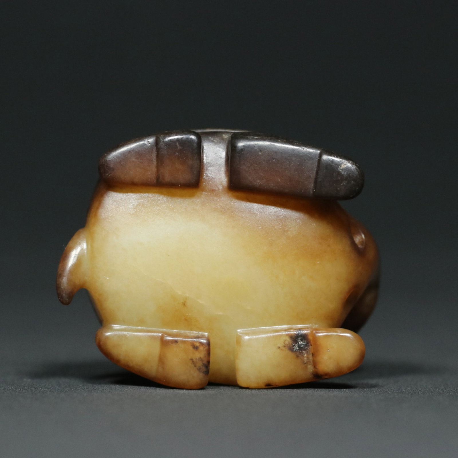 An Exquisite White Jade Turtle Pendant - 3