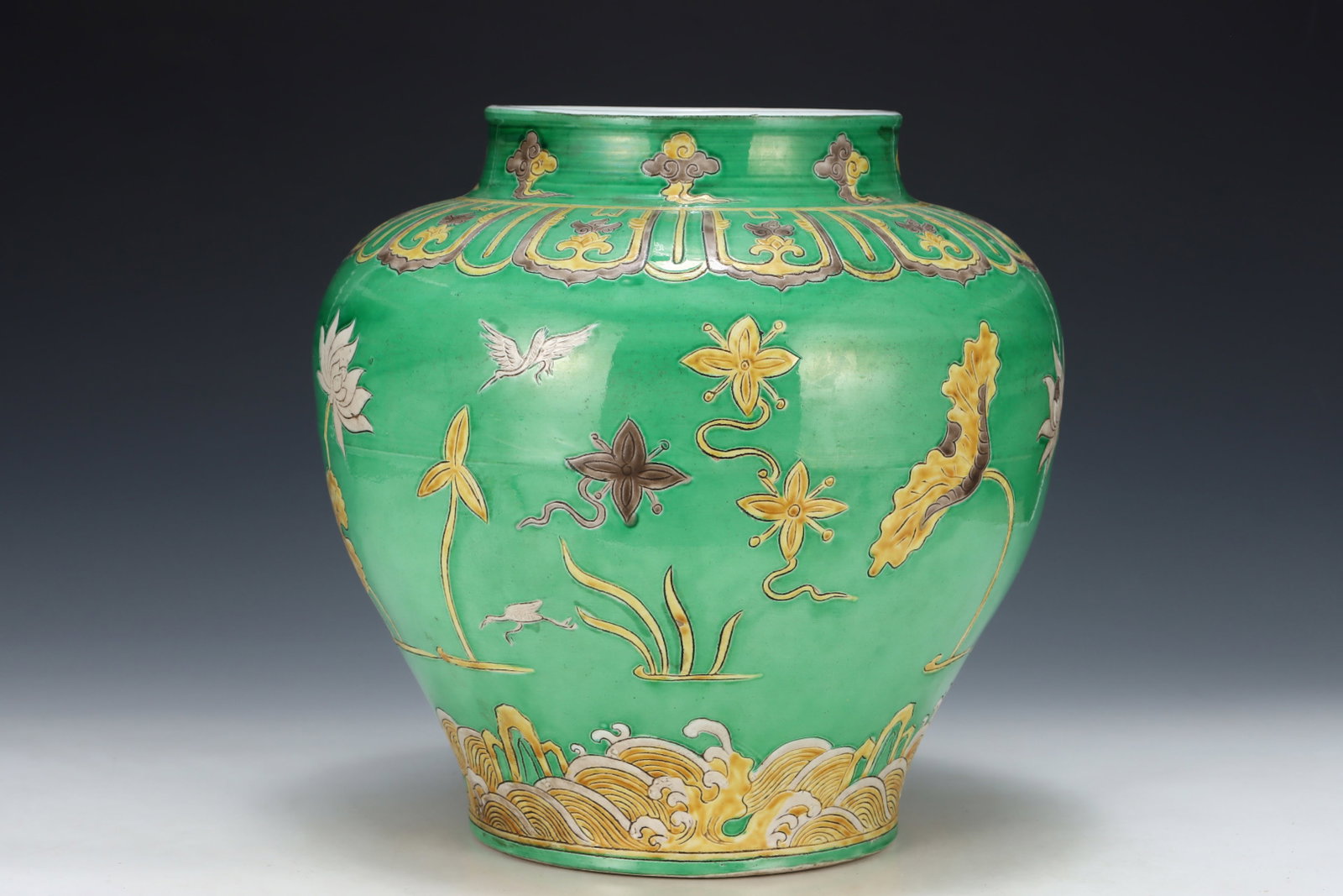 A Rare Biscuit Lotus Pattern Jar - 2