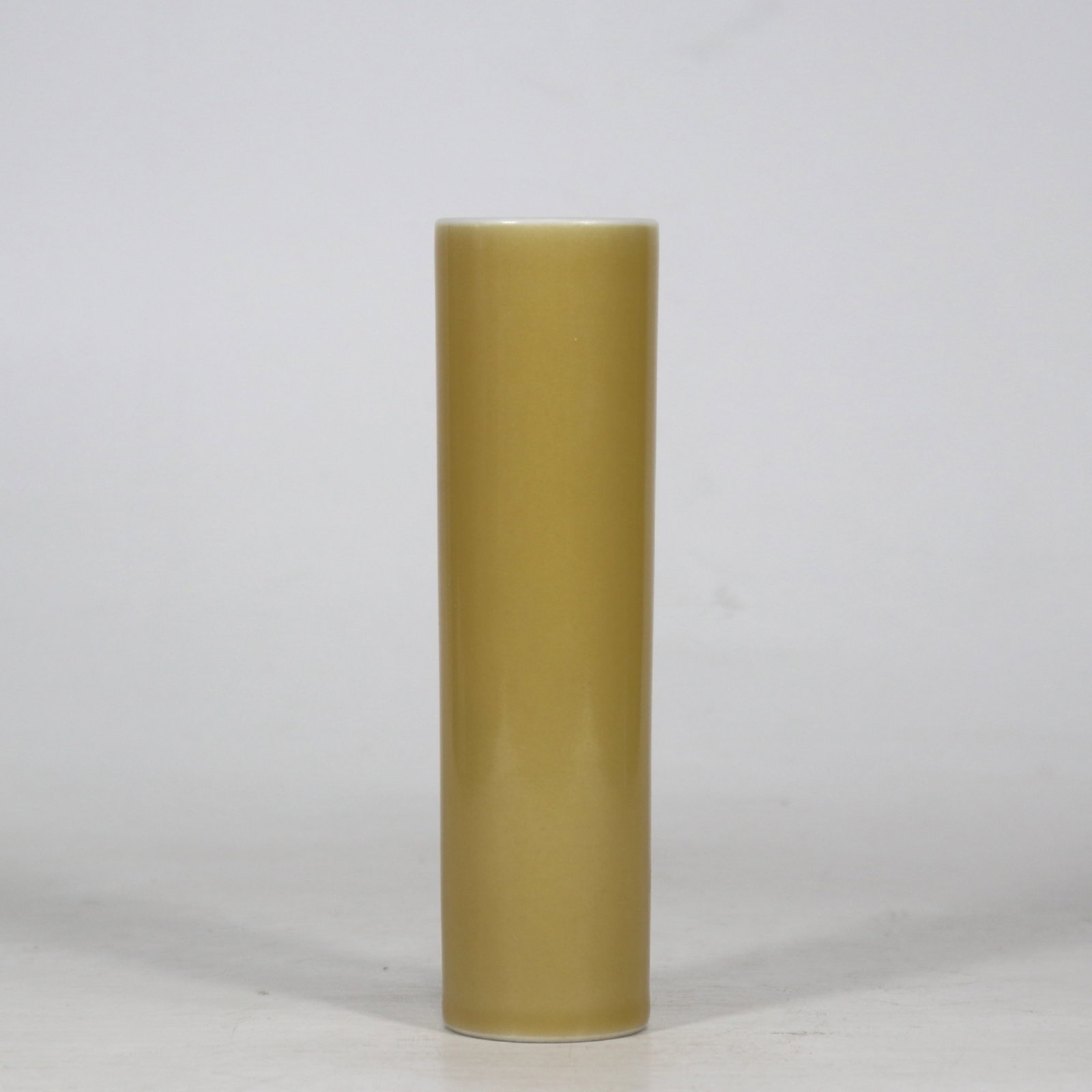 An Exquisite Yellow Glazed Incense Tube: An Exquisite Yellow Glazed Incense Tube,Qing Dynasty,China,Yongzheng Six-character Mark,Size:6.3inx1.8in