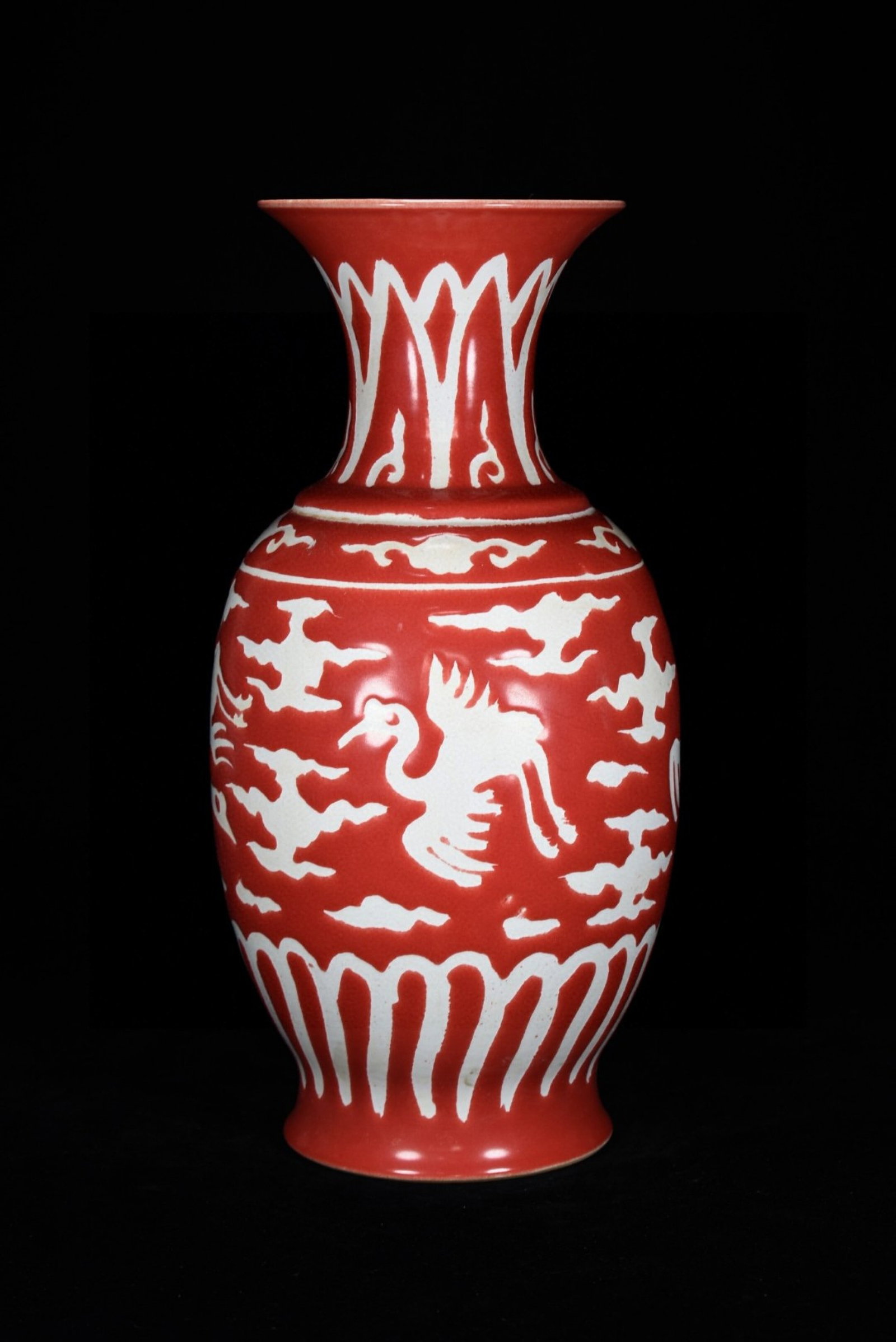 A Rare Red Glazed Auspicious Cloud and Crane Pattern Vase - 3