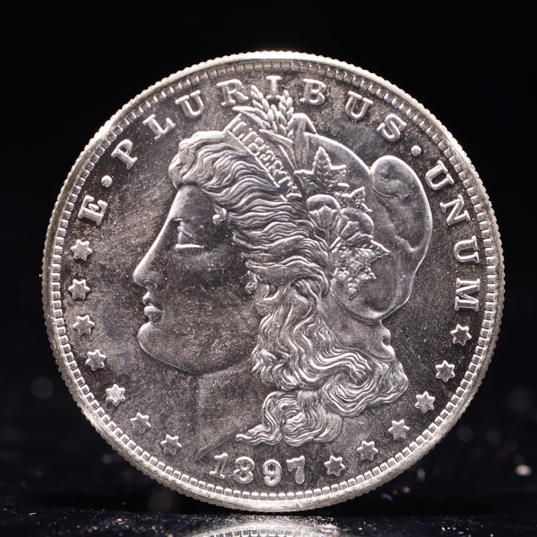 USA Morgan Dollar 1897 Coin (1 of 2)