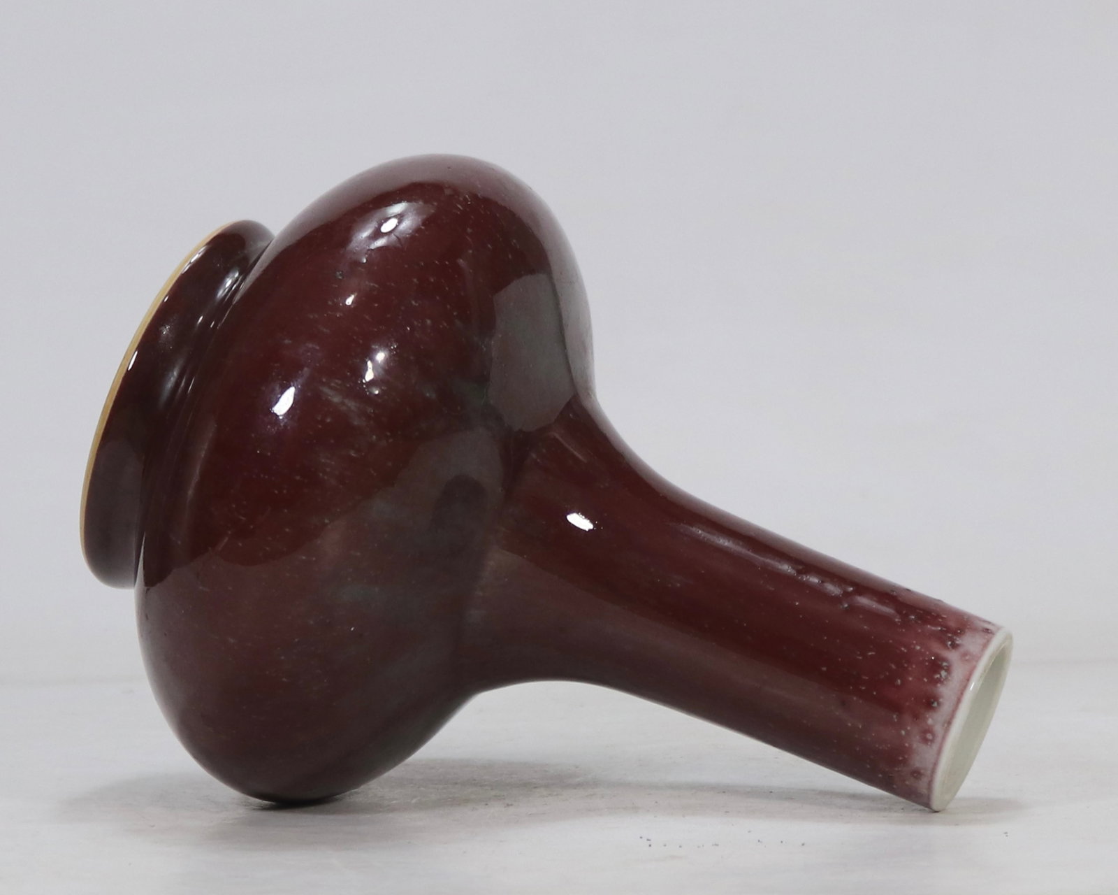 An Exquisite Red Glazed Vase - 5
