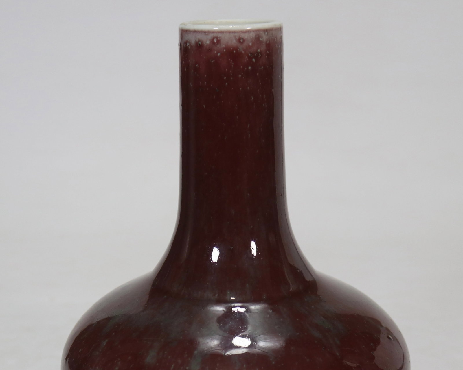 An Exquisite Red Glazed Vase - 7