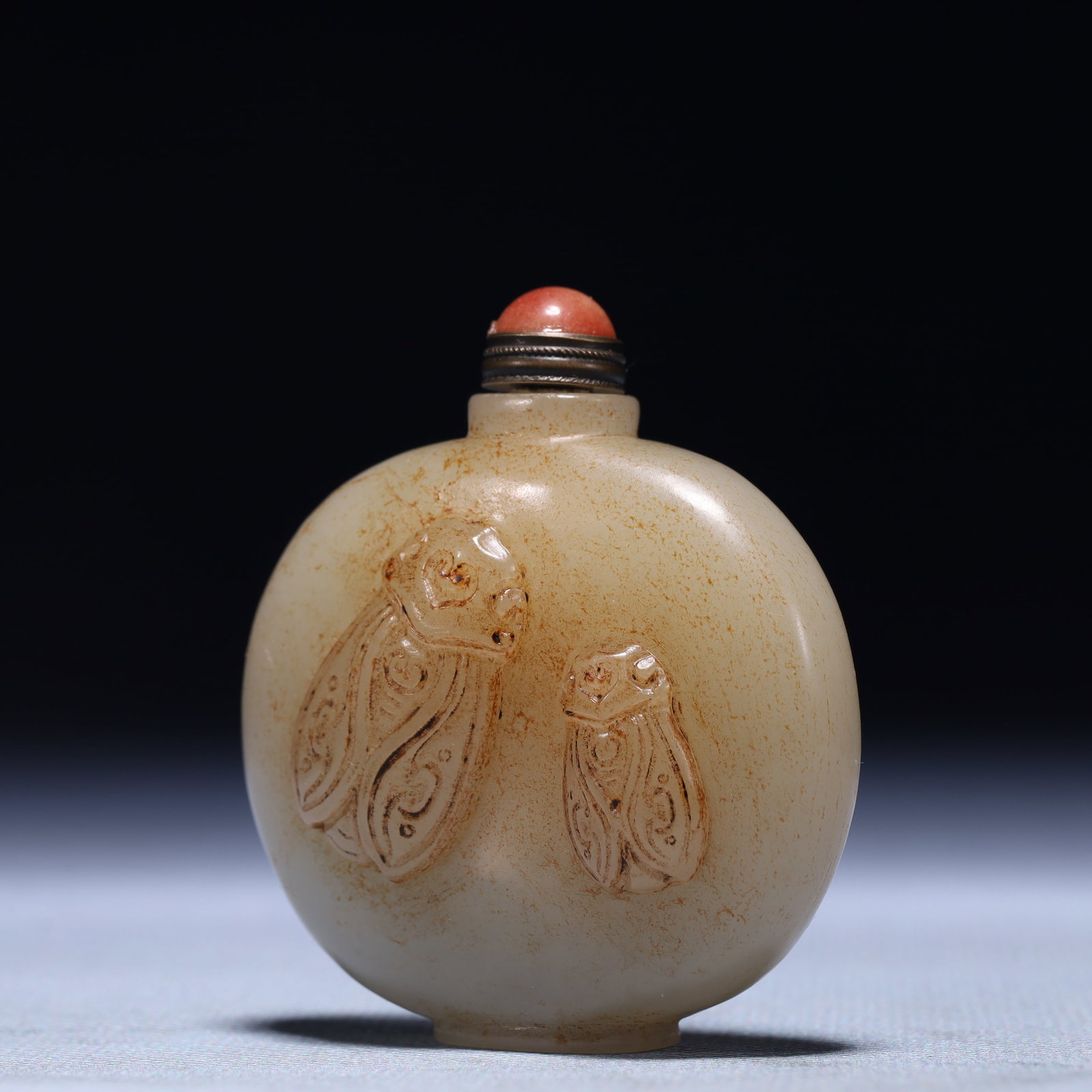 An Exquisite White Jade Cicada Pattern Snuff Bottle - 2