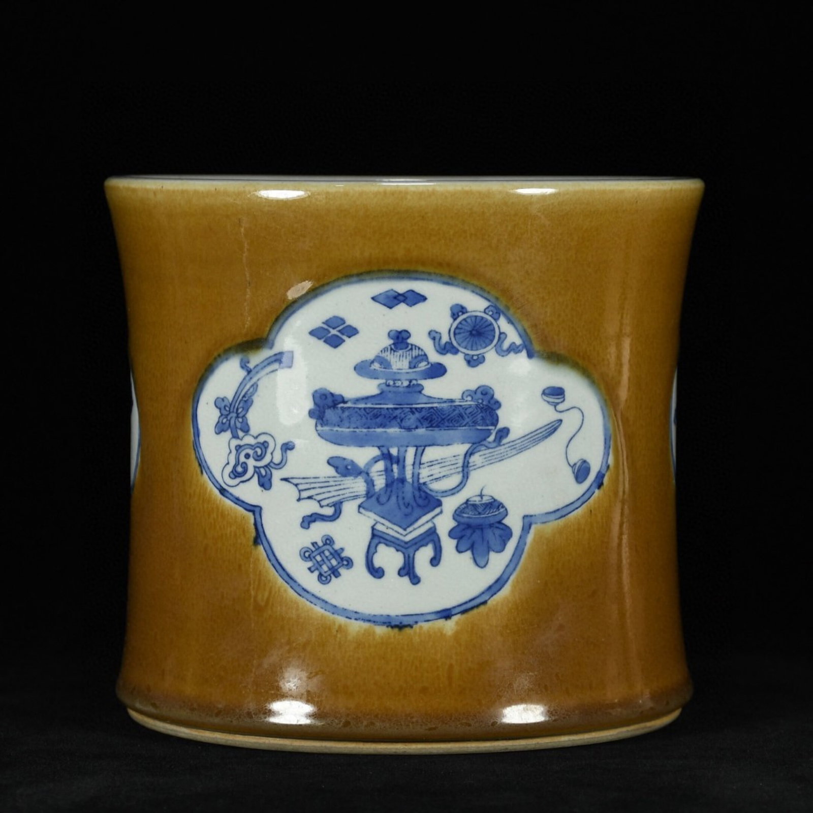 An Exquisite Brown Glazed Blue and White Eight Treasures Pattern Brush Pot: An Exquisite Brown Glazed Blue and White Eight Treasures Pattern Brush Pot,Qing Dynasty,China,With Mark,Size:7.1inx7.5in 褐彩青花八宝纹笔筒,ߑ