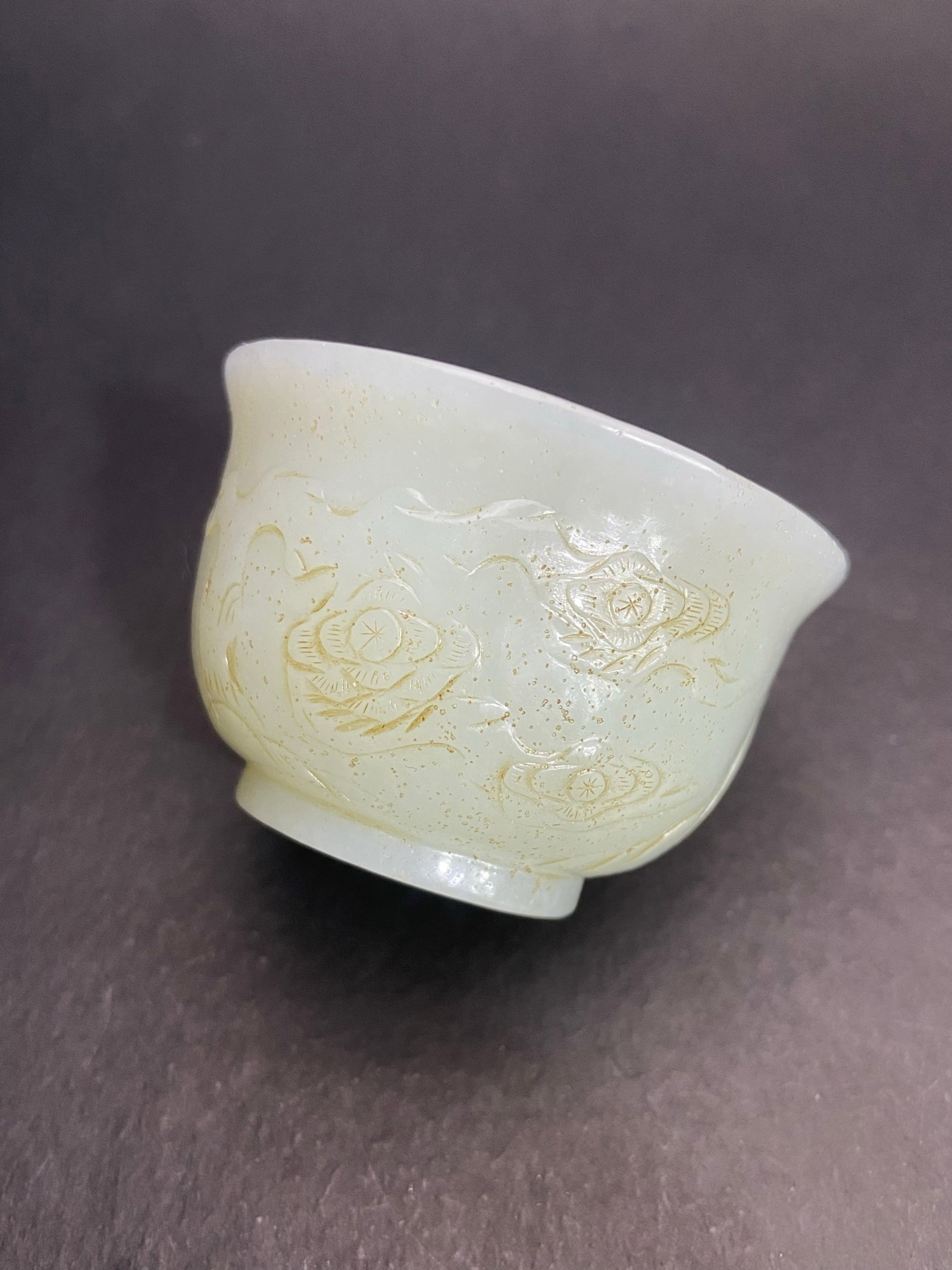 An Exquisite White Jade Pine,Bamboo and Plum Blossom Pattern Cup: An Exquisite White Jade Pine,Bamboo and Plum Blossom Pattern Cup,Qing Dynasty,China,Size:1.4inx2.2in,Weight:87g 白玉松竹梅纹杯,中国清代