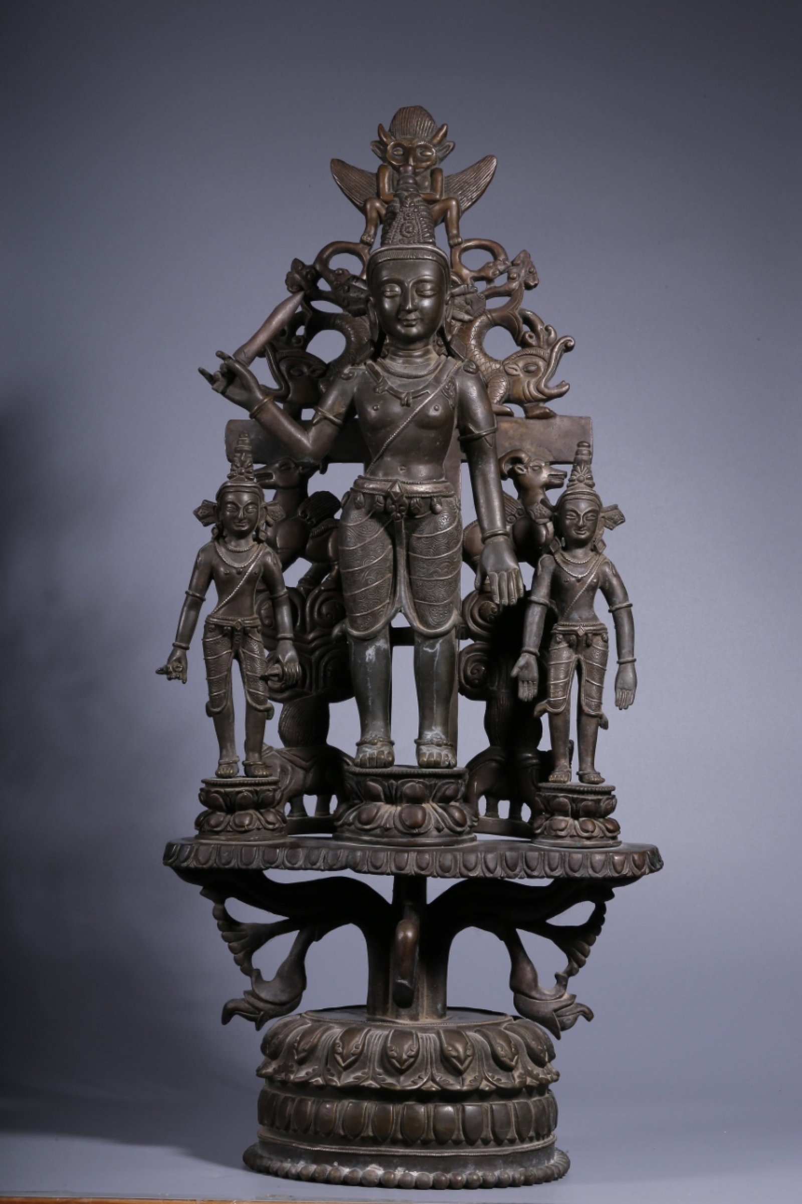 A Rare Alloy Copper Statue of Avalokitesvara (1 of 9)