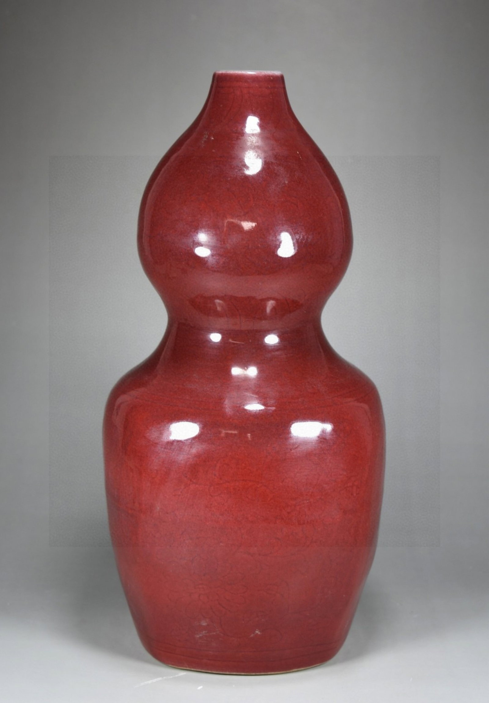 A Rare Ji Red Glazed Flower Pattern Gourd-Shaped Vase: A Rare Ji Red Glazed Flower Pattern Gourd-Shaped Vase,Ming Dynasty,China,Yongle Four-character Mark,Size:13inx7.9in 霁红釉花卉纹葫芦瓶,中
