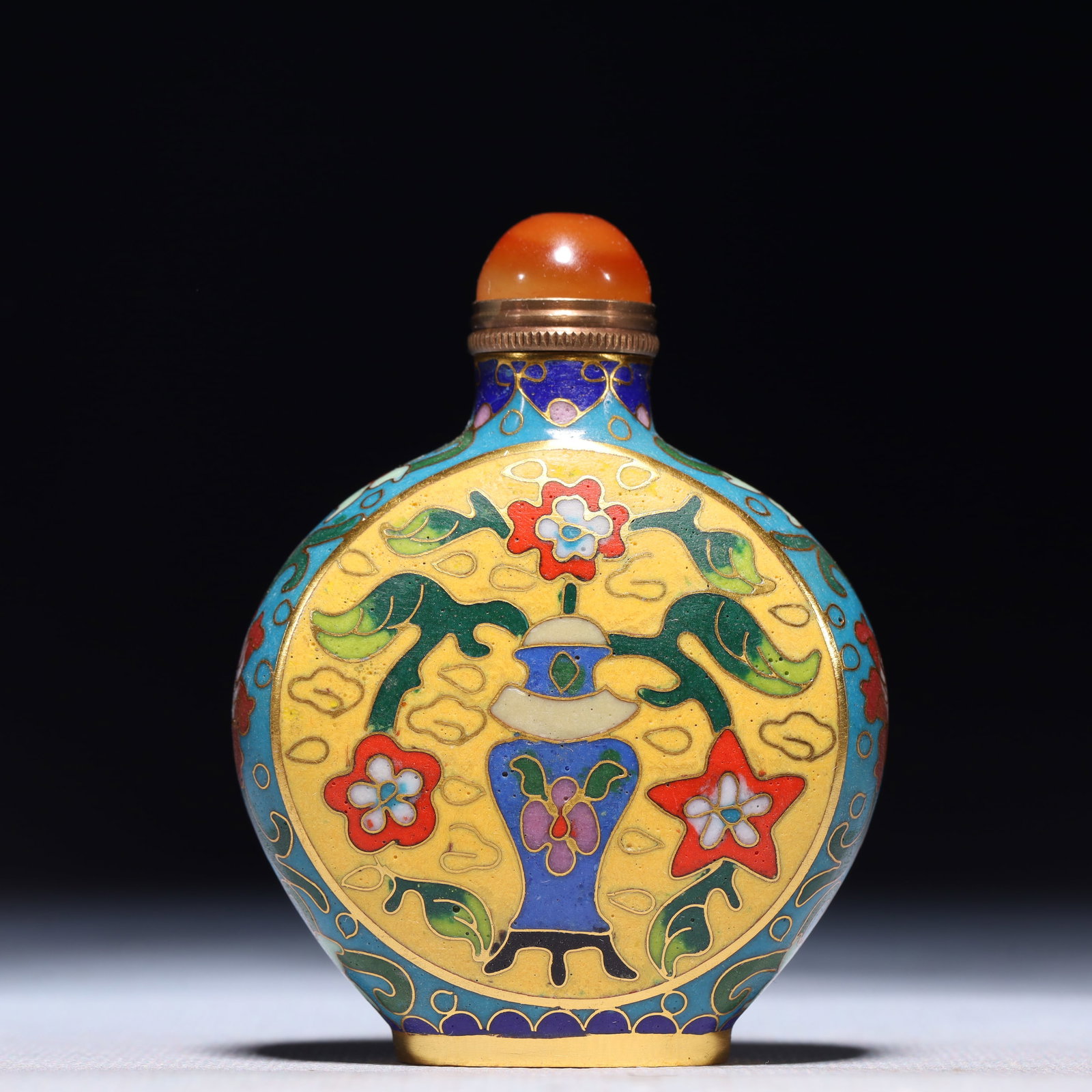 An Exquisite Cloisonne Flower Pattern Snuff Bottle (1 of 8)
