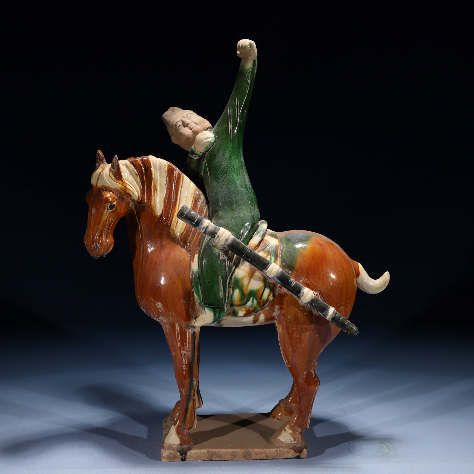 An Rare Tang Tri-Color Glazed Pottery Figure Riding Horse Ornament (1 of 12)