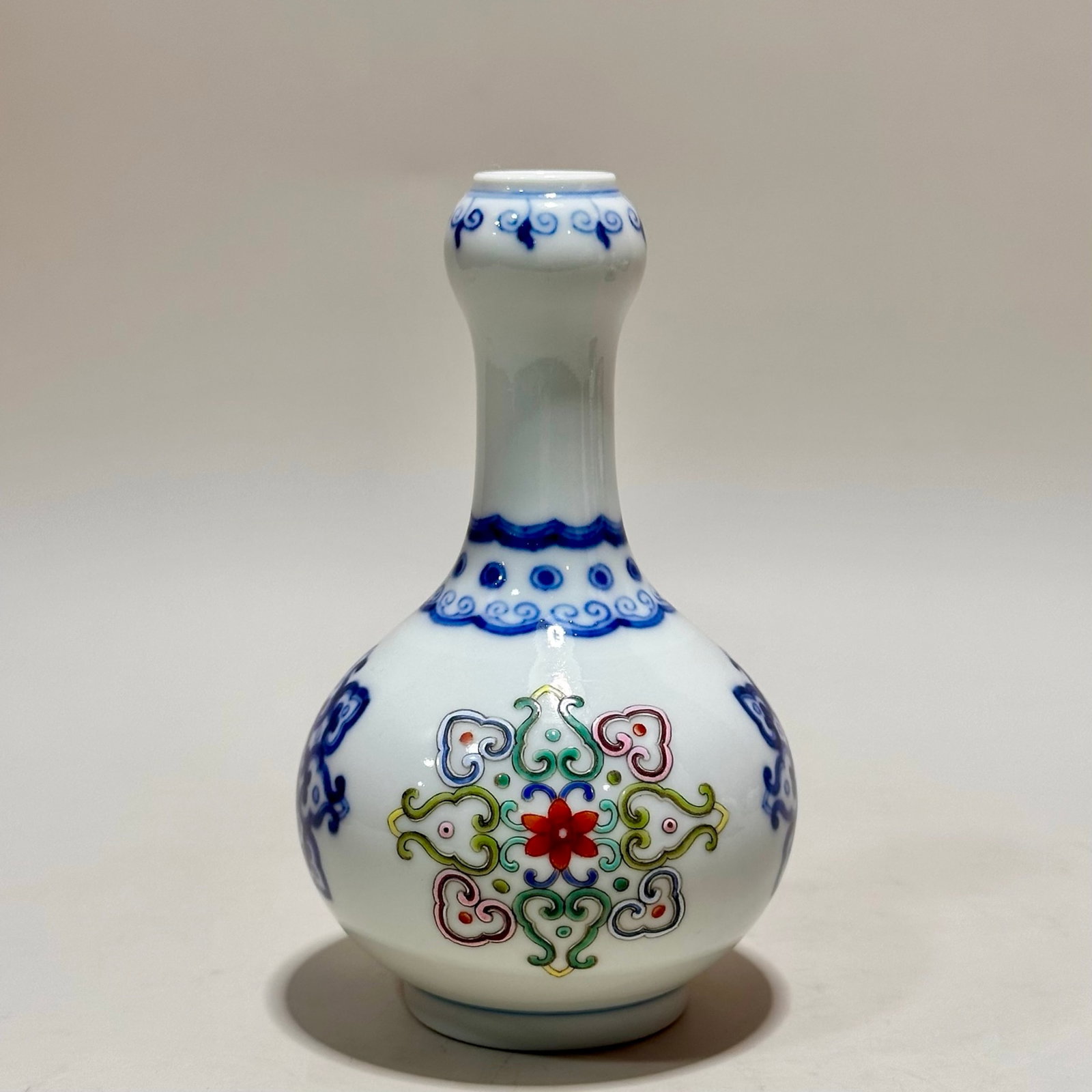 An Exquisite Blue and White Doucai Flower Pattern Vase (1 of 9)