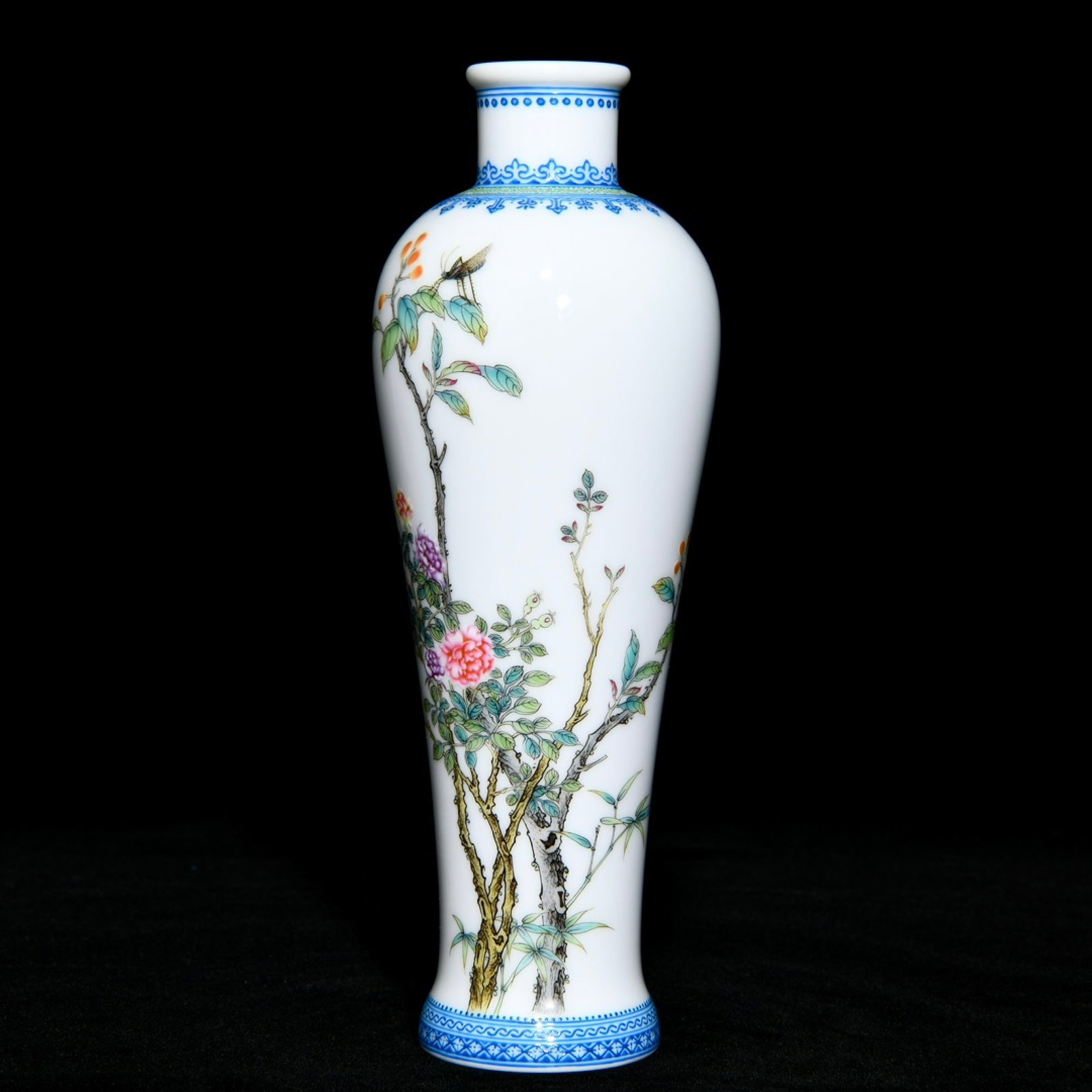 An Exquisite Enamel Flower Pattern Vase,with poem: An Exquisite Enamel Flower Pattern Vase,with poem,Qing Dynasty,China,Yongzheng Four-character Mark,Size:8.1inx3in 珐琅彩花卉纹瓶,带诗文,