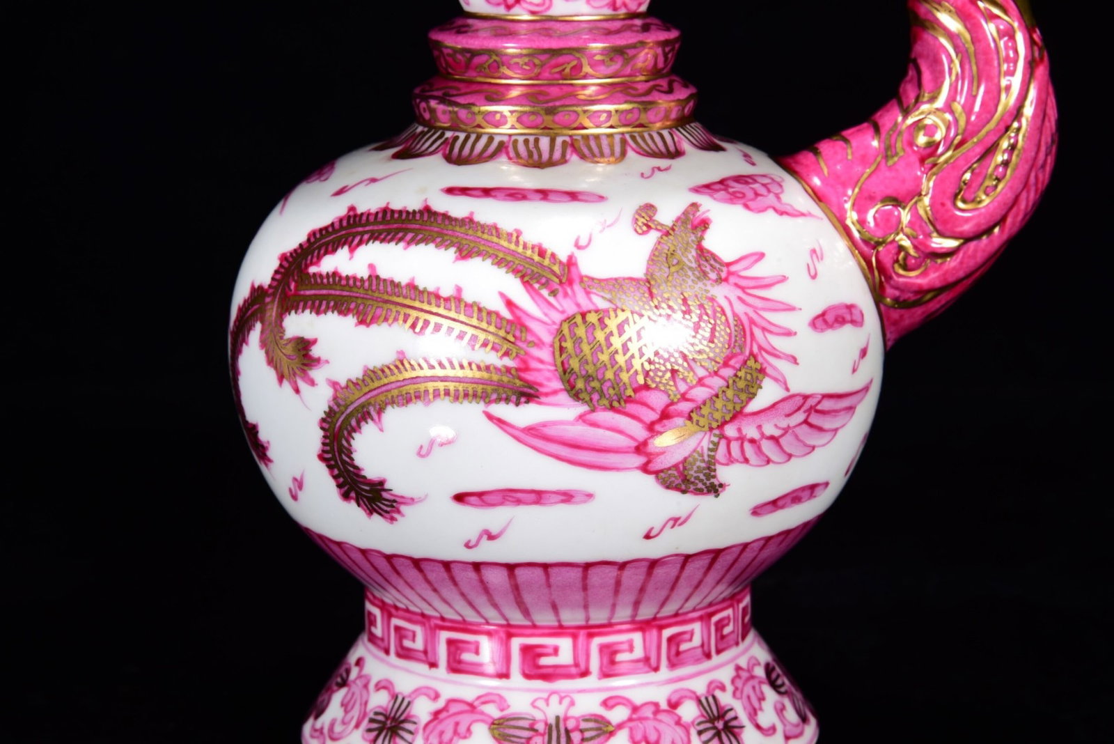 An Exquisite Ruby Red-Glazed Painted Gold Flower and Phoenix Pattern Pot - 8