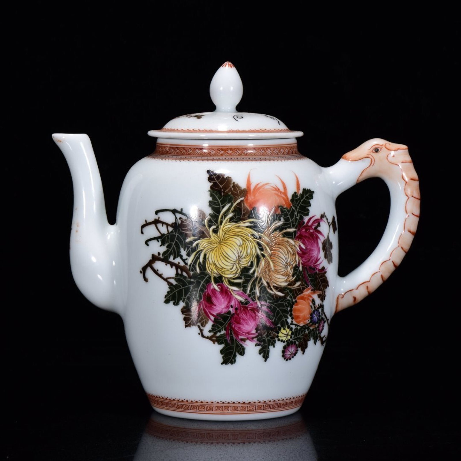 An Exquisite Famille-Rose Flower Pattern Teapot,with poem: An Exquisite Famille-Rose Flower Pattern Teapot,with poem,Qing Dynasty,China,With Mark,Size:8.3inx8.3in
