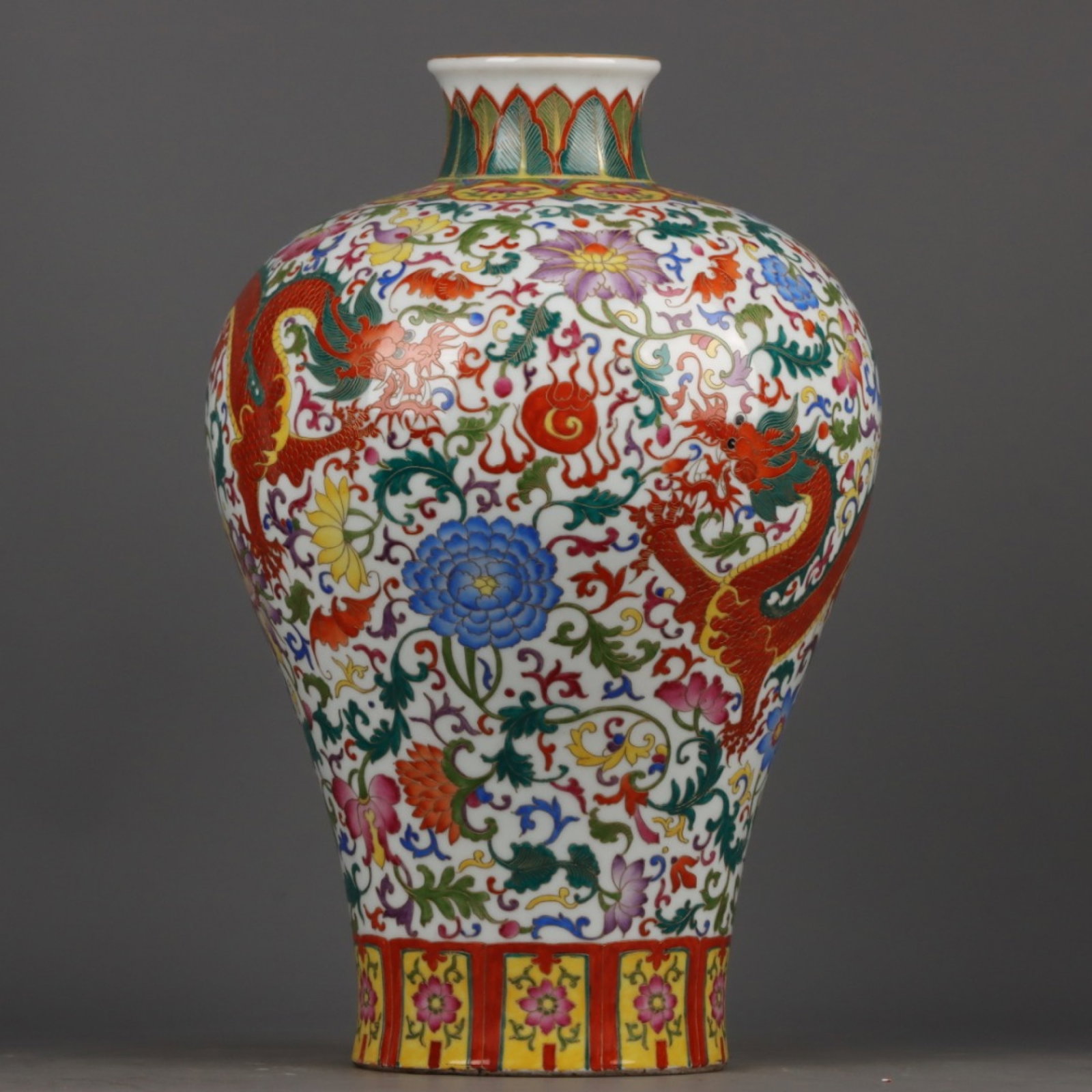A Huge Enamel Painted Gold Lotus and Dragon Pattern Vase (1 of 8)