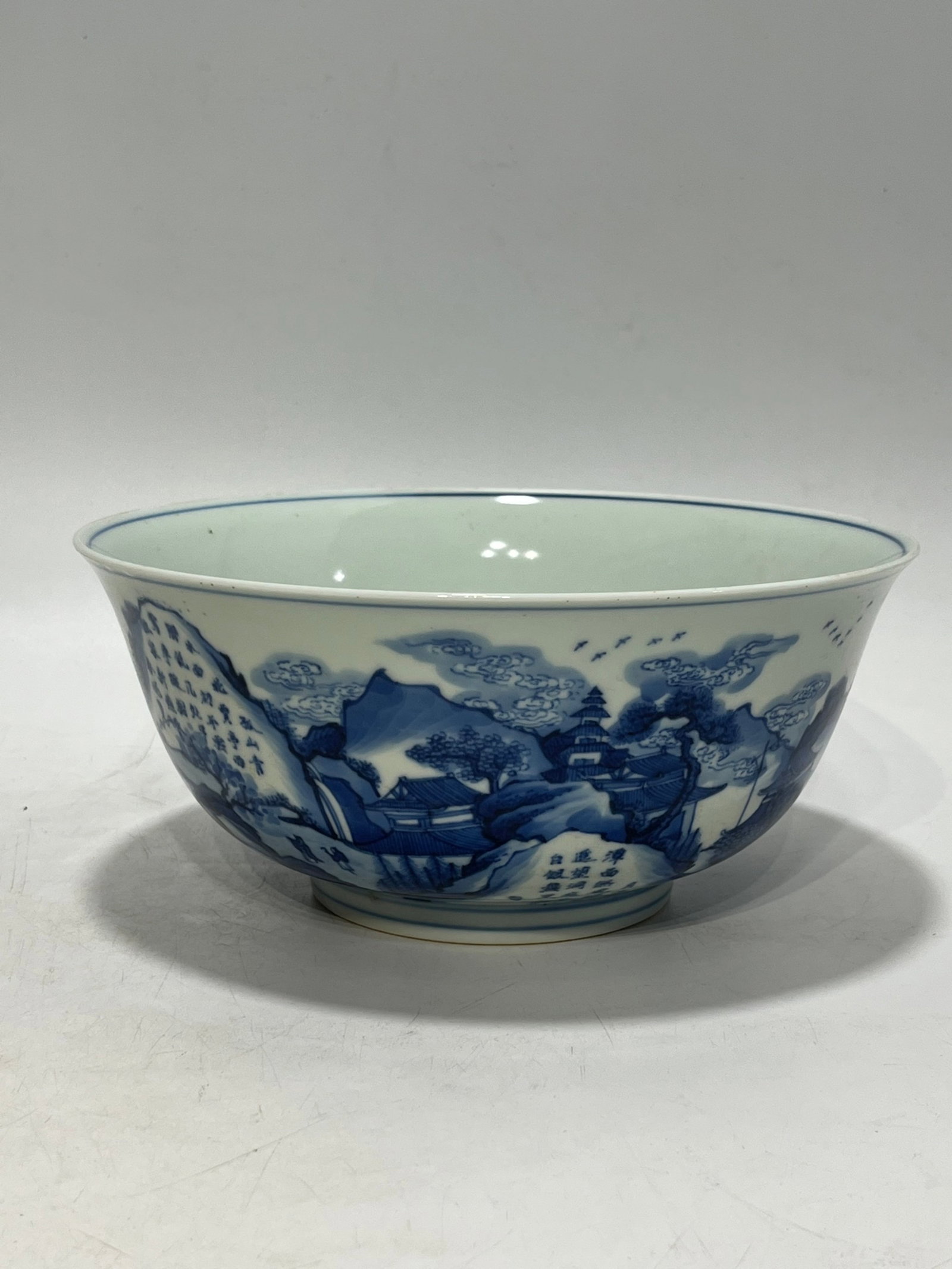 An Exquisite Blue and White Landscape and Figure Pattern Bowl,with poem: An Exquisite Blue and White Landscape and Figure Pattern Bowl,with poem,Ming Dynasty,China,Jiajing Six-character Mark,Size:8.6in 青花山水人物纹碗,४