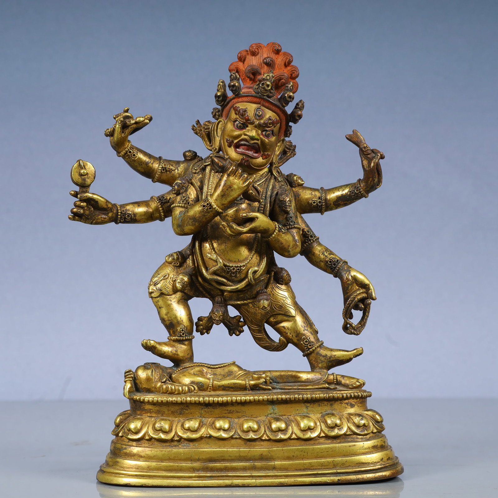 A Solemn Gilt Bronze Buddha Statue: A Solemn Gilt Bronze Buddha Statue,Qing Dynasty, China,Size:5.7inx2.4inx8.3in,Weight:2000g 铜鎏金佛像,中国清代