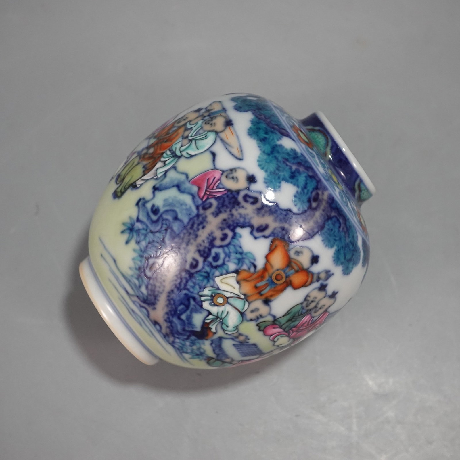 An Exquisite Doucai Figure Pattern Jar - 6
