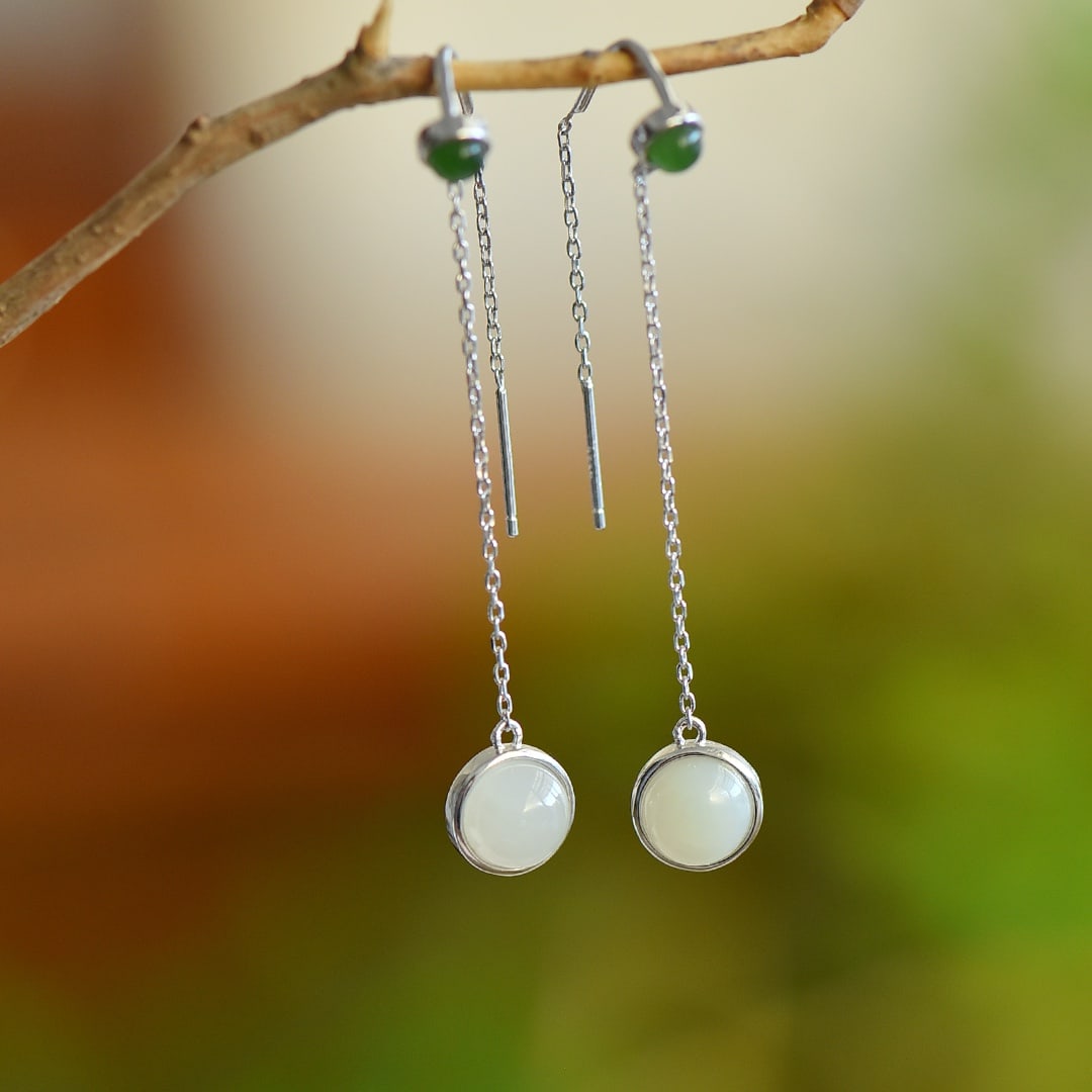 A Pair of Exquisite Sterling Silver Inlaid White Jade Earrings: A Pair of Exquisite Sterling Silver Inlaid White Jade Earrings,Size:0.3inx0.3in 一对纯银镶白玉耳环