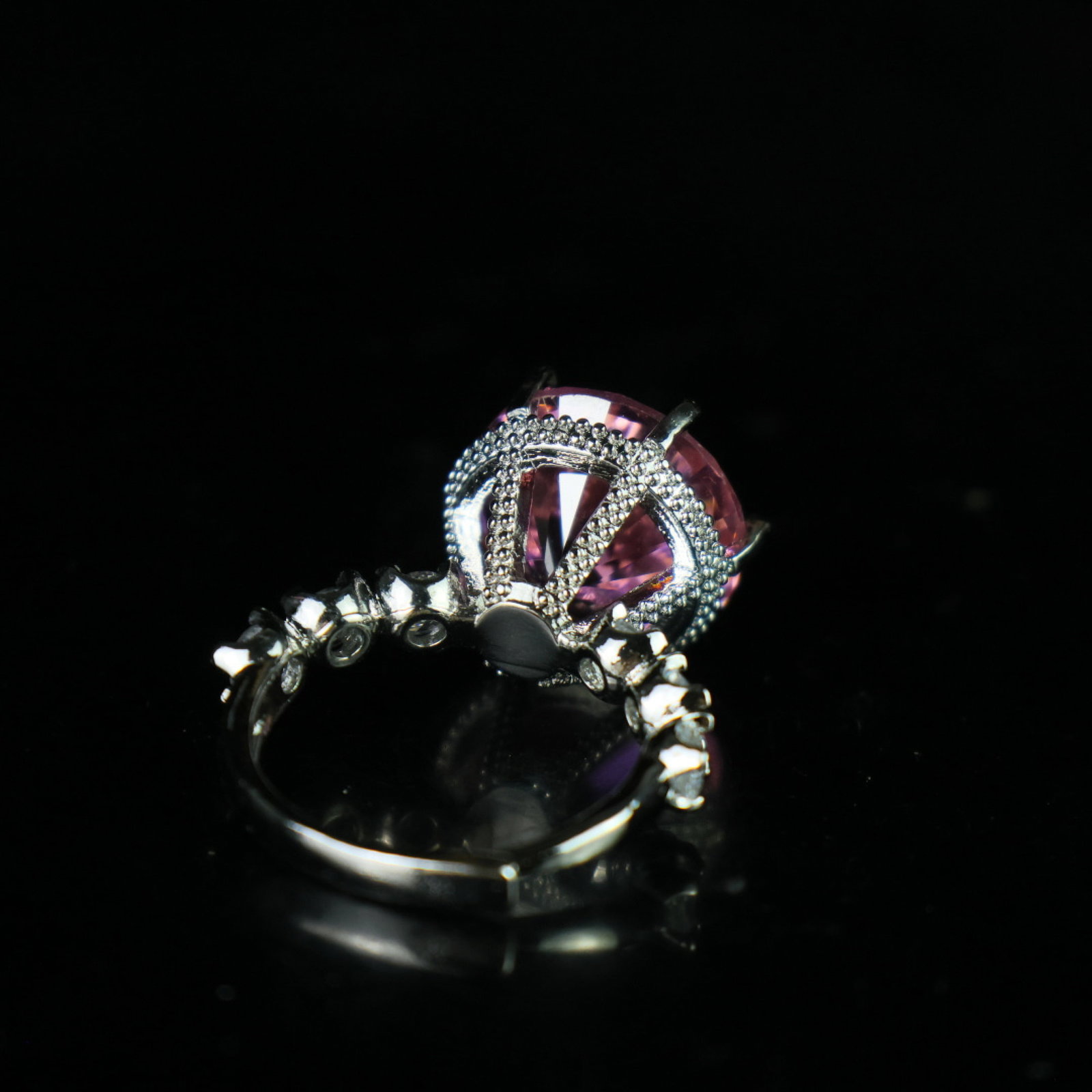 An Exquisite Ring - 4